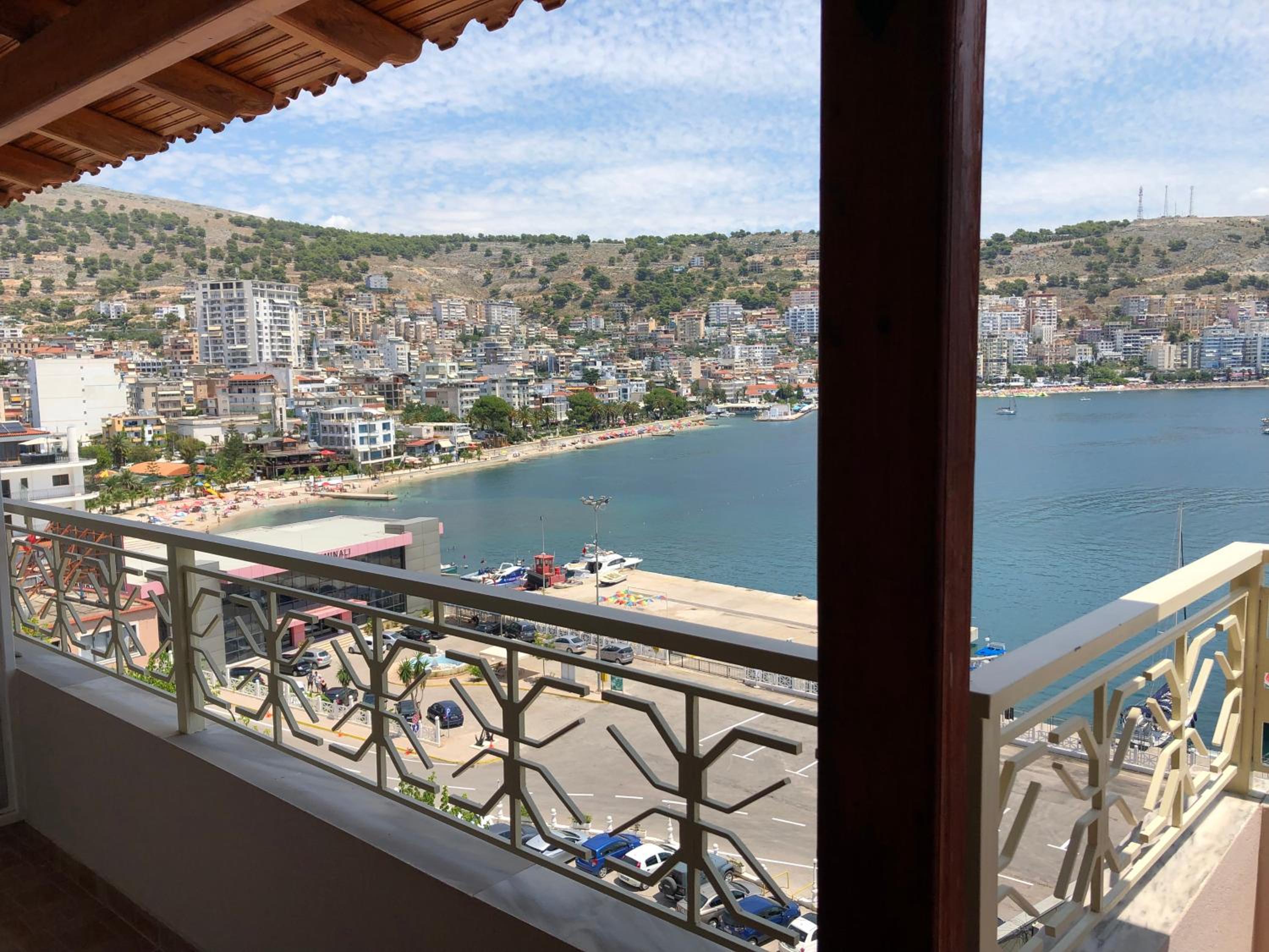 Cepani Apartments