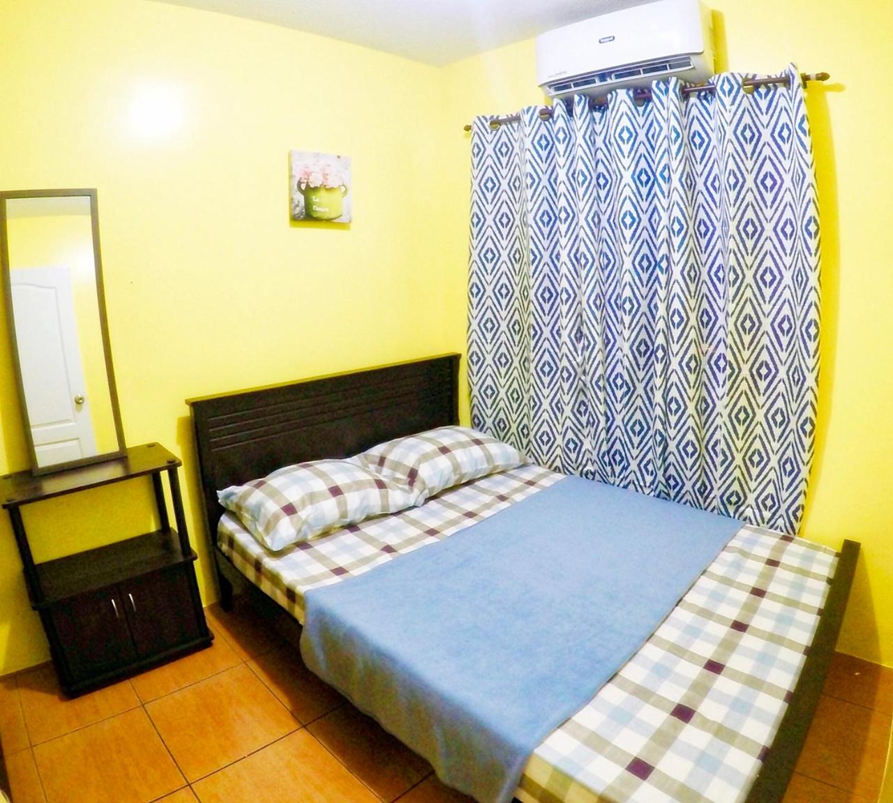 ARC 2219 Home Rentals 2BR view 2