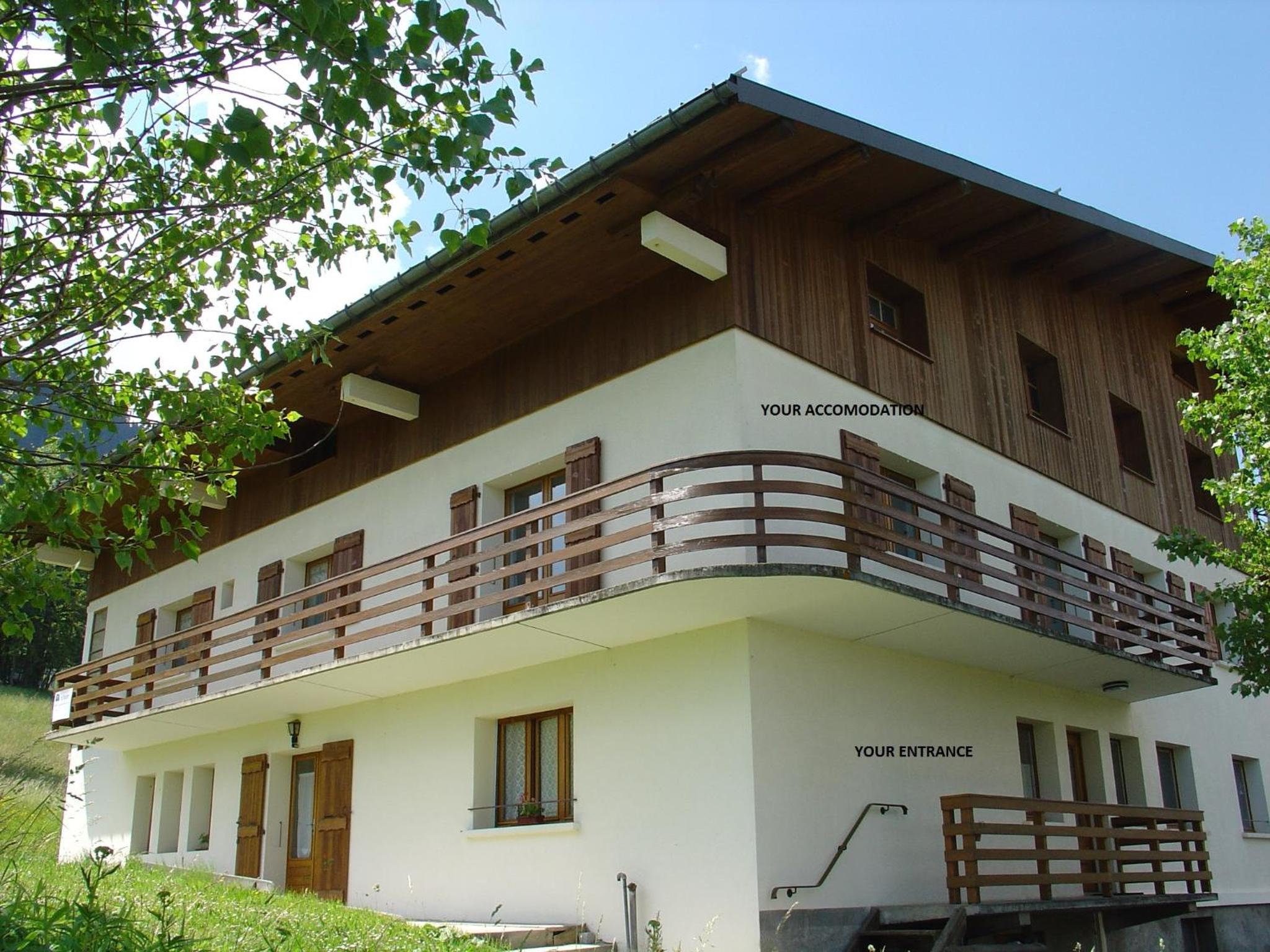 Photo 44