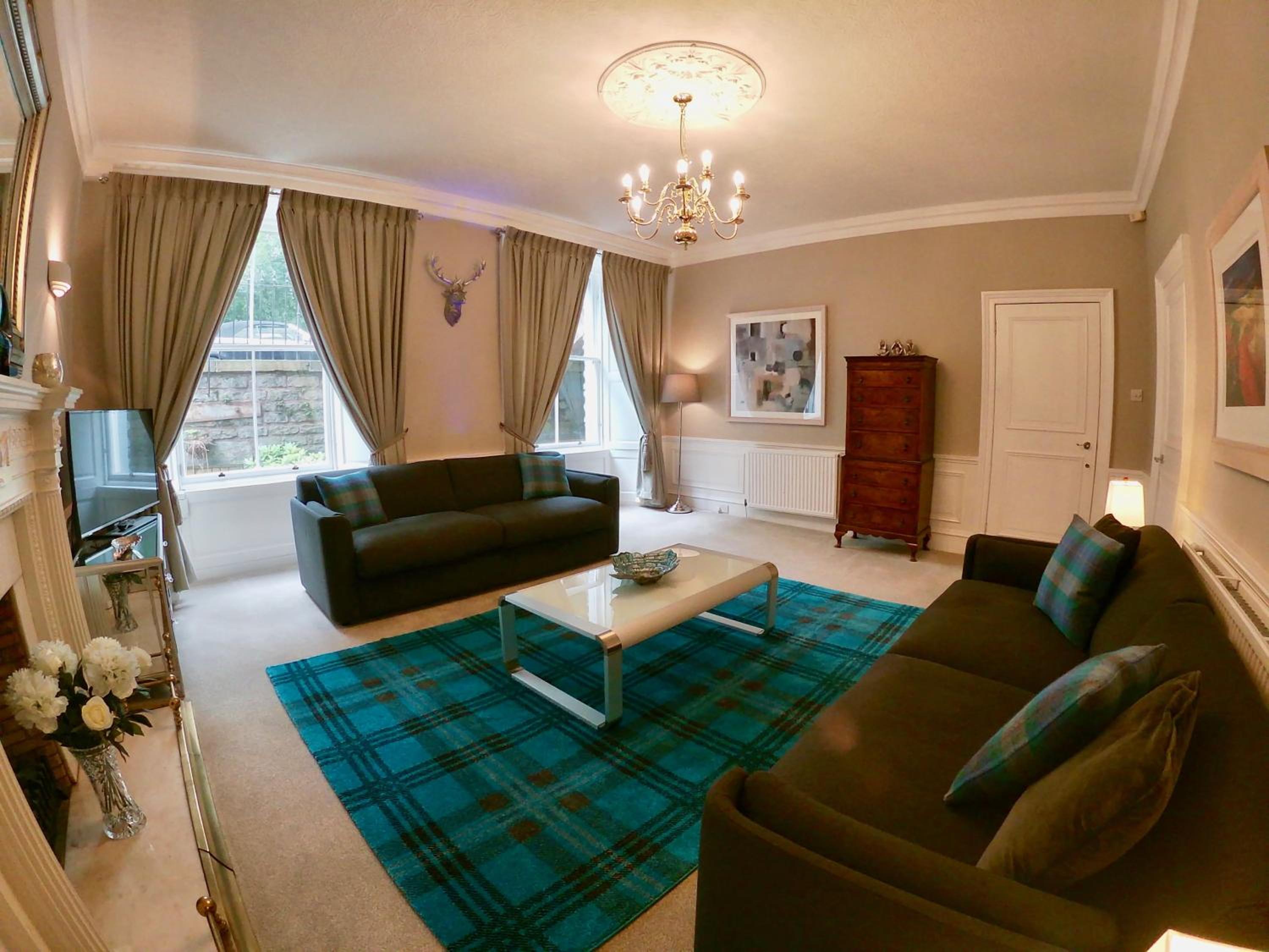Escape to Edinburgh @ Abercromby Place view 3