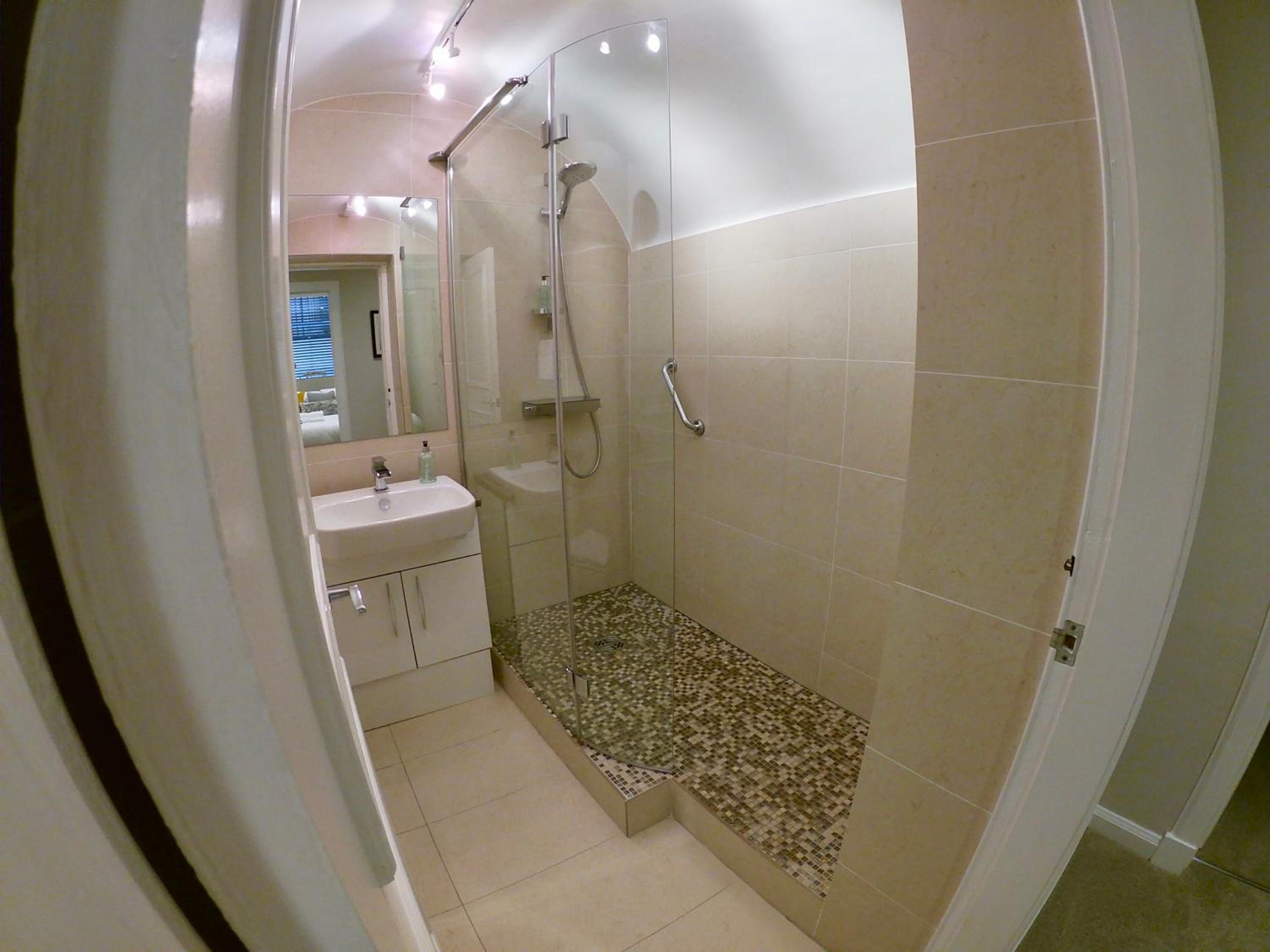 Photo 34