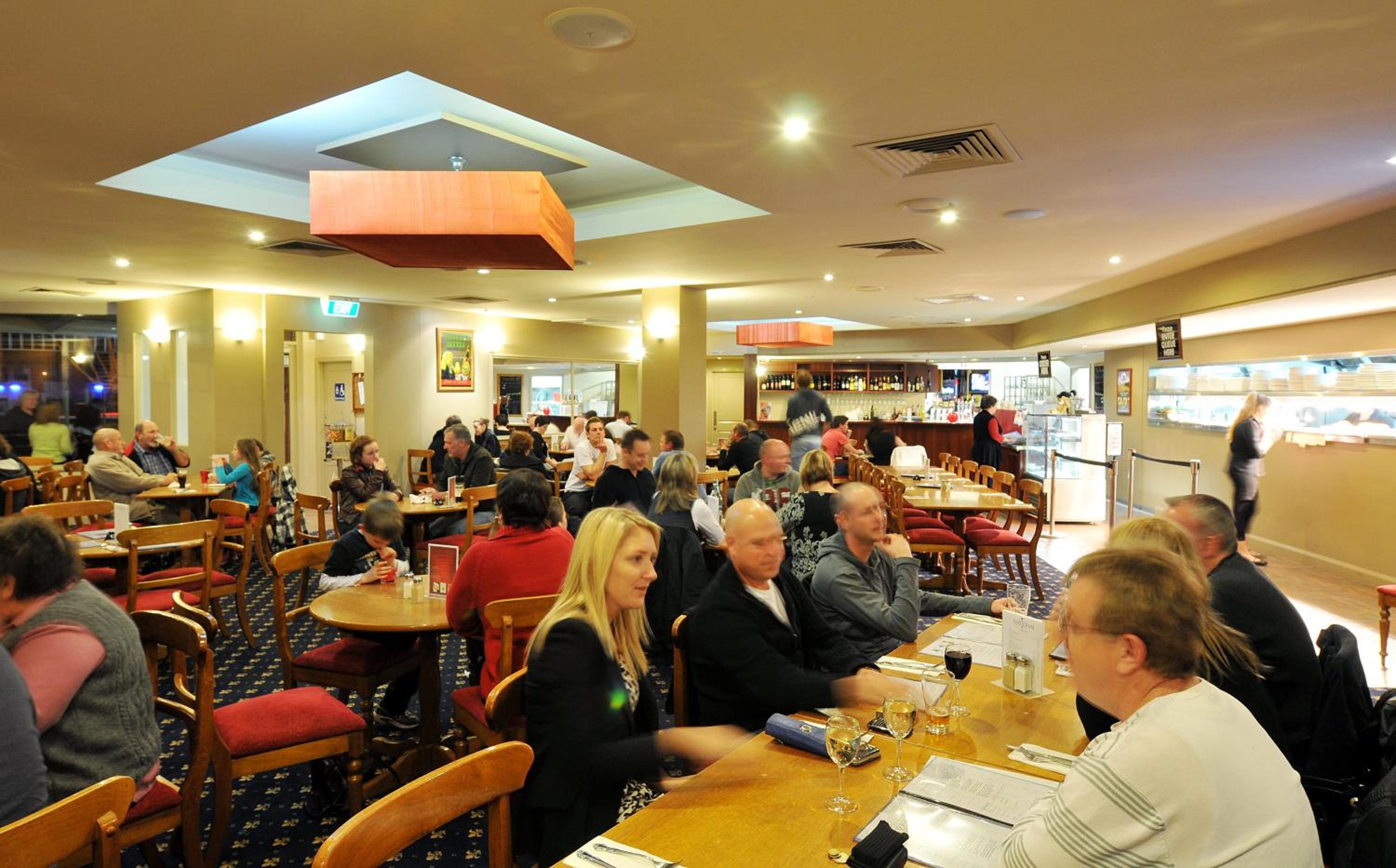National Hotel Complex Bendigo