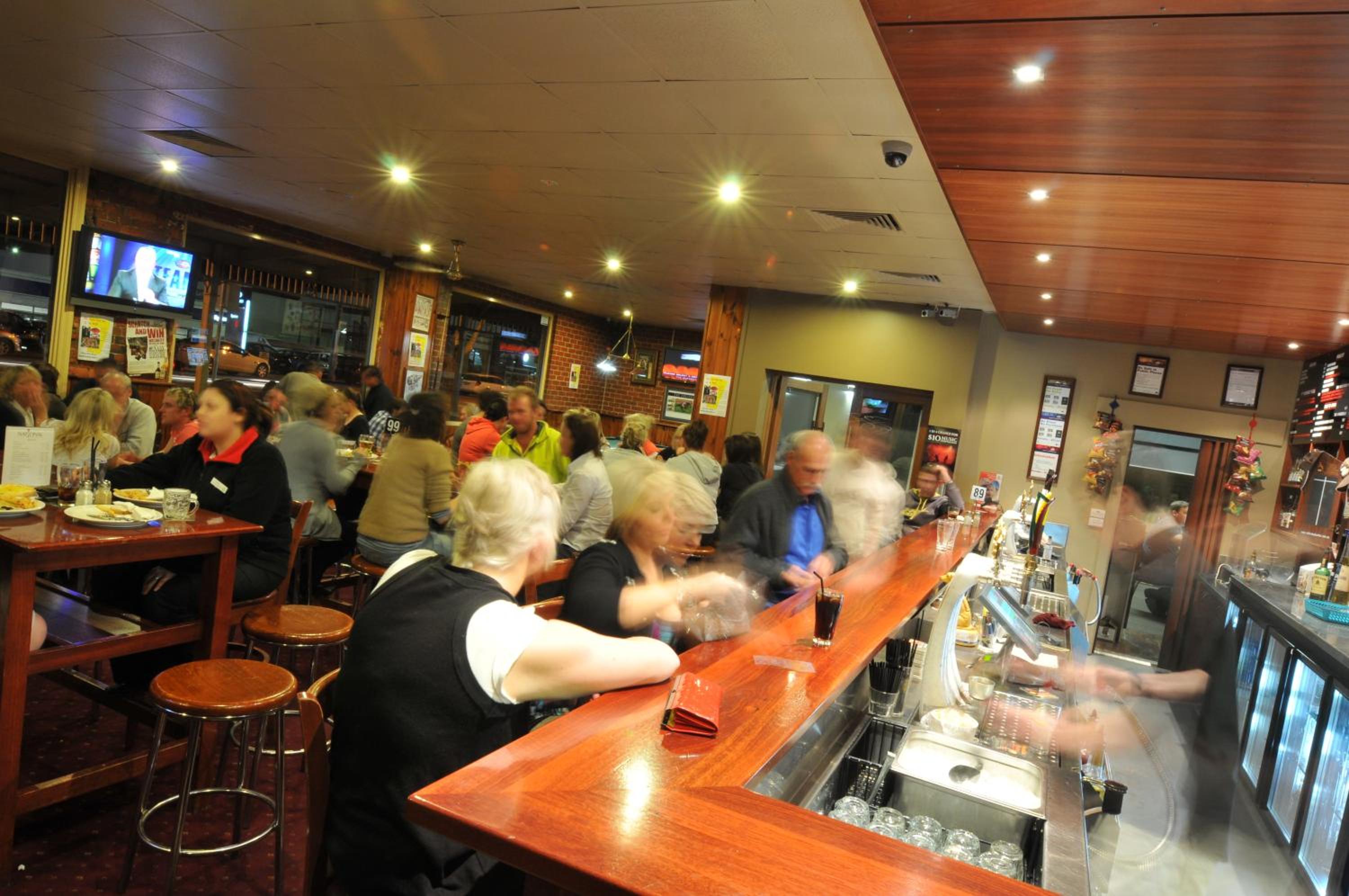 National Hotel Complex Bendigo