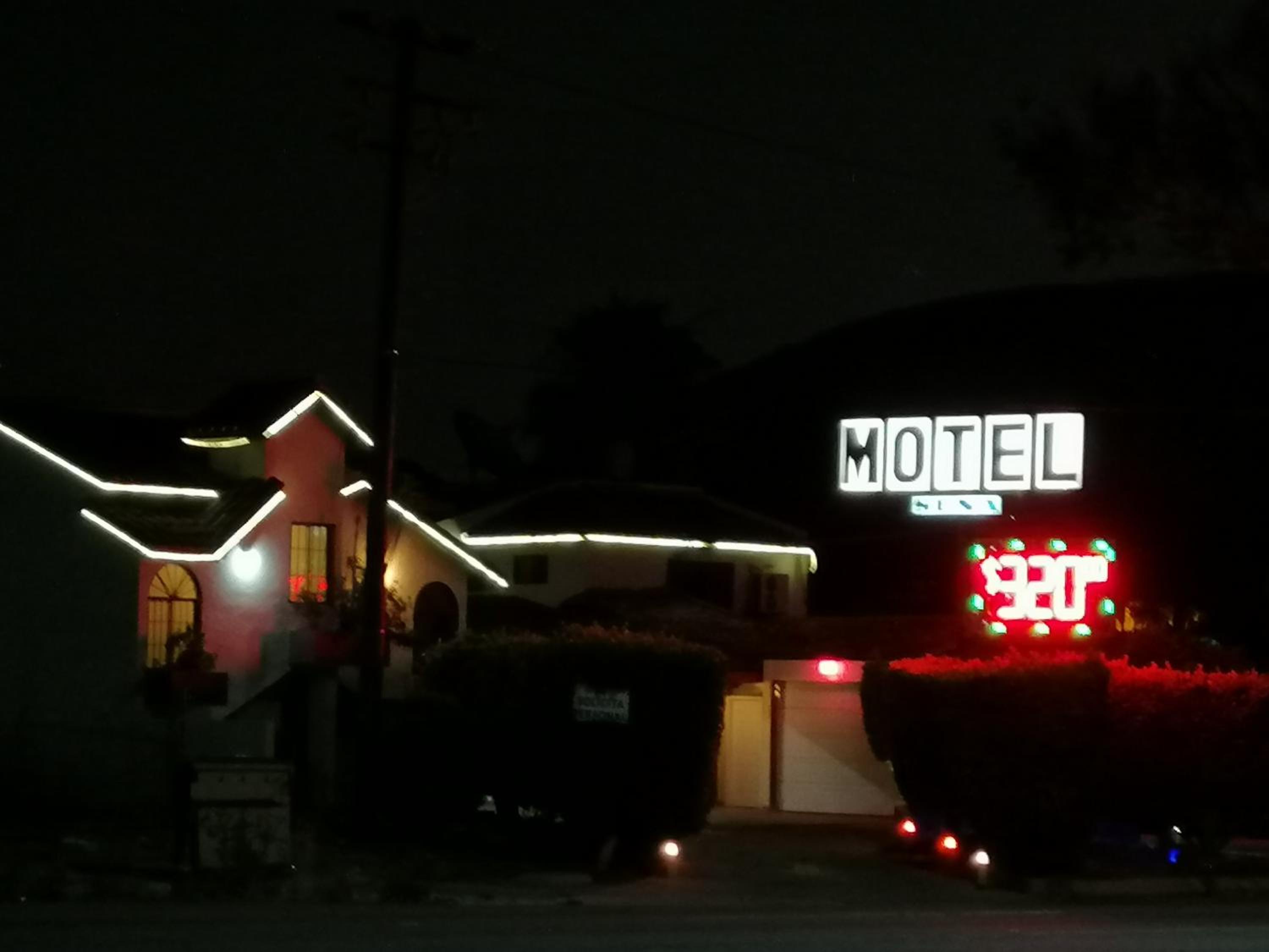 Ensenada Vacations - MOTEL SENA - Property Image 14