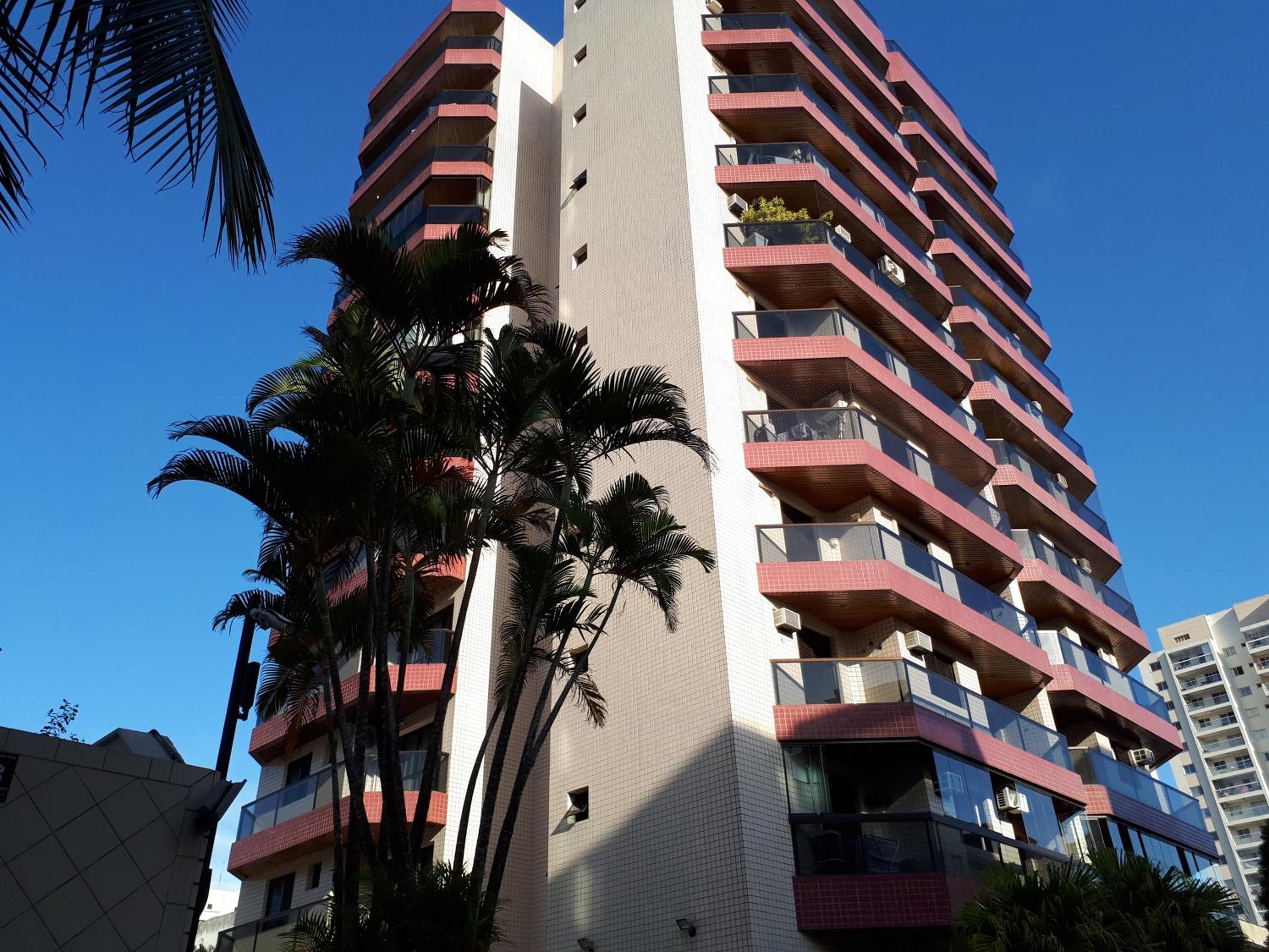 Astúrias Guarujá view 3