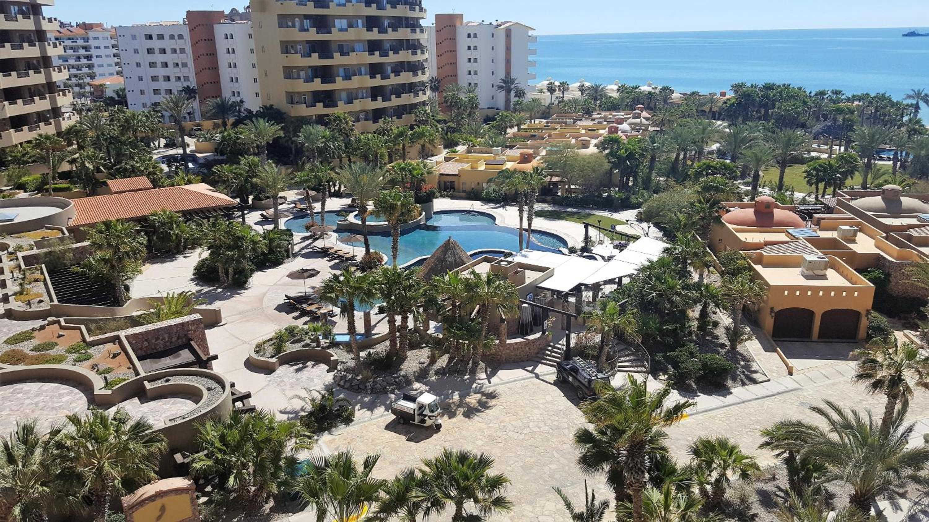 BELLA SIRENA RESORT