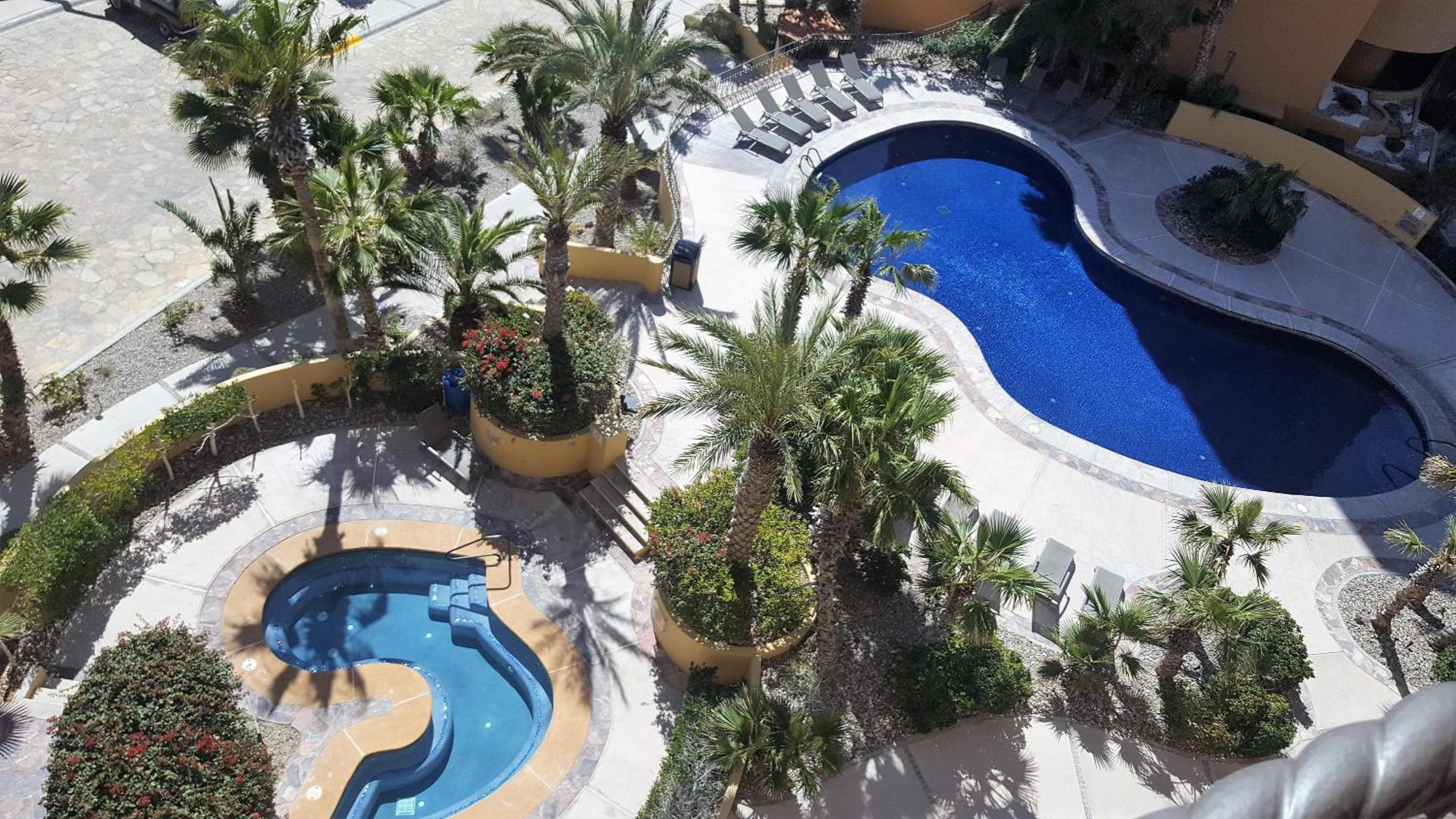 BELLA SIRENA RESORT