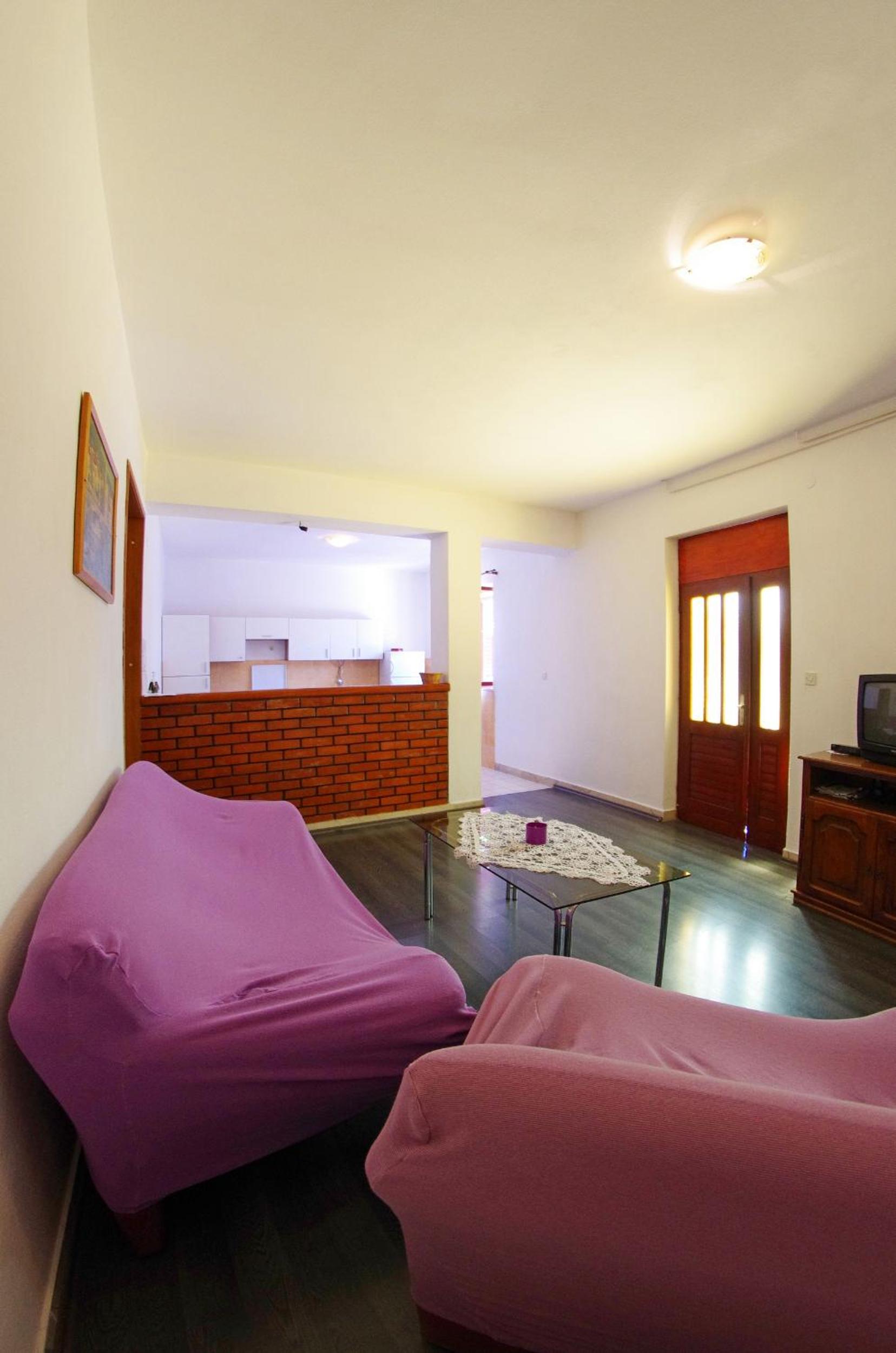 Large and charming apartment near beach with big & sunny terrace view 4