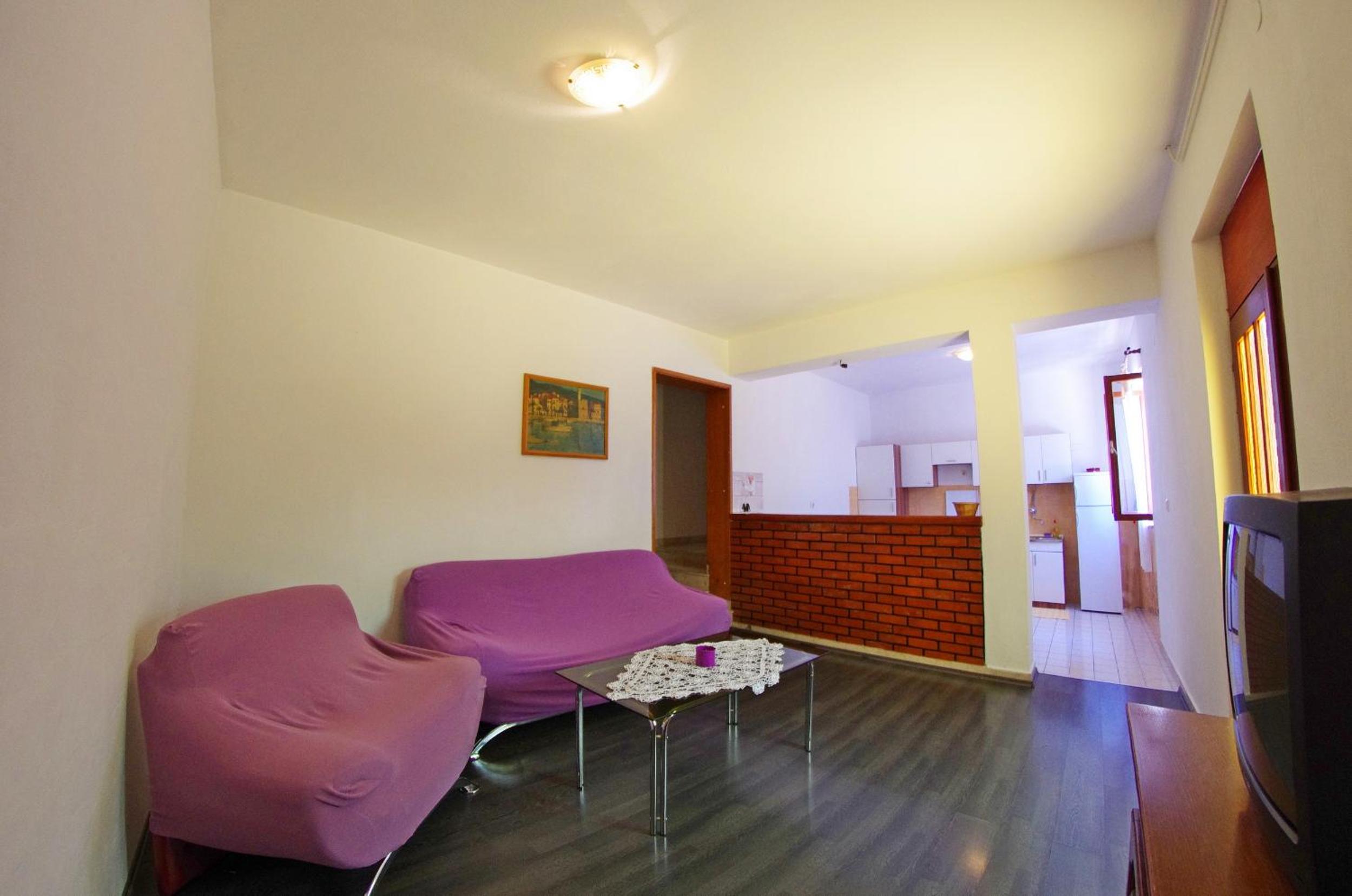 Large and charming apartment near beach with big & sunny terrace view 5