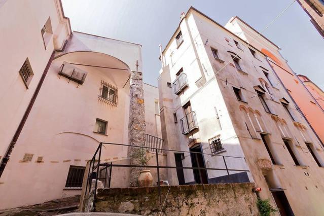 Lovingenoa - Antico Convento