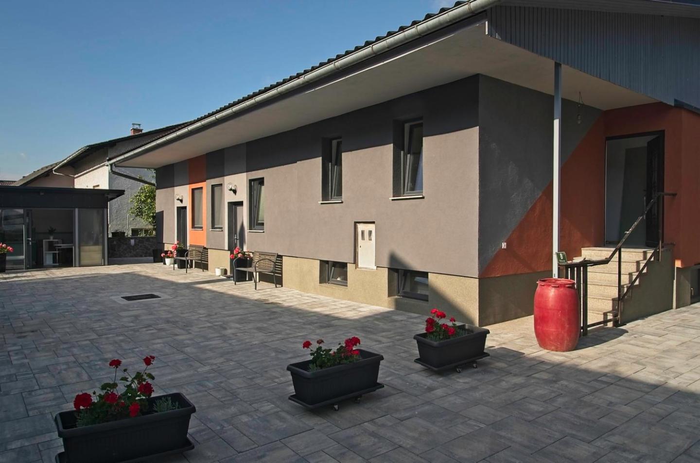 Hotel Apartments Drevi - Image 1