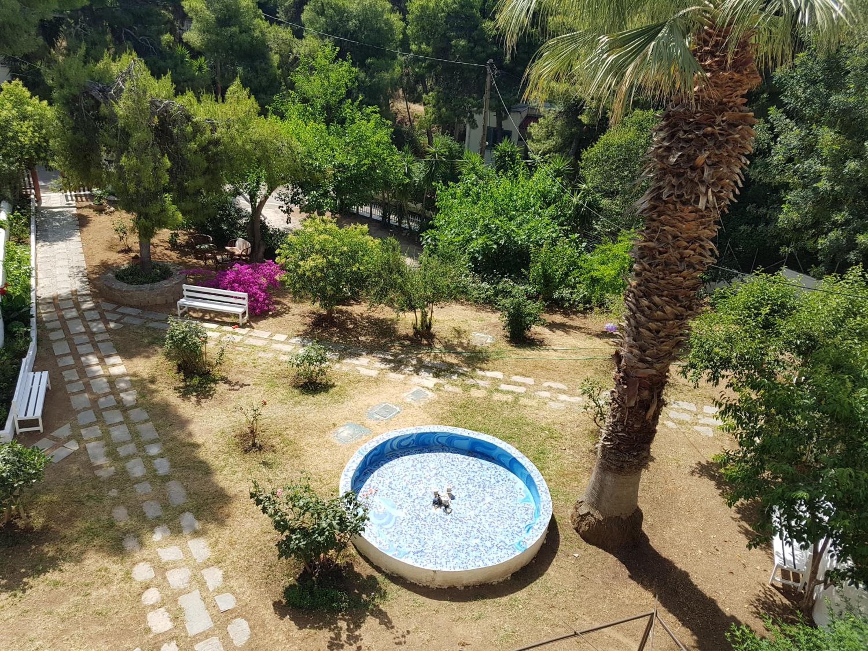 Zontanos Studios & Apartments view 3