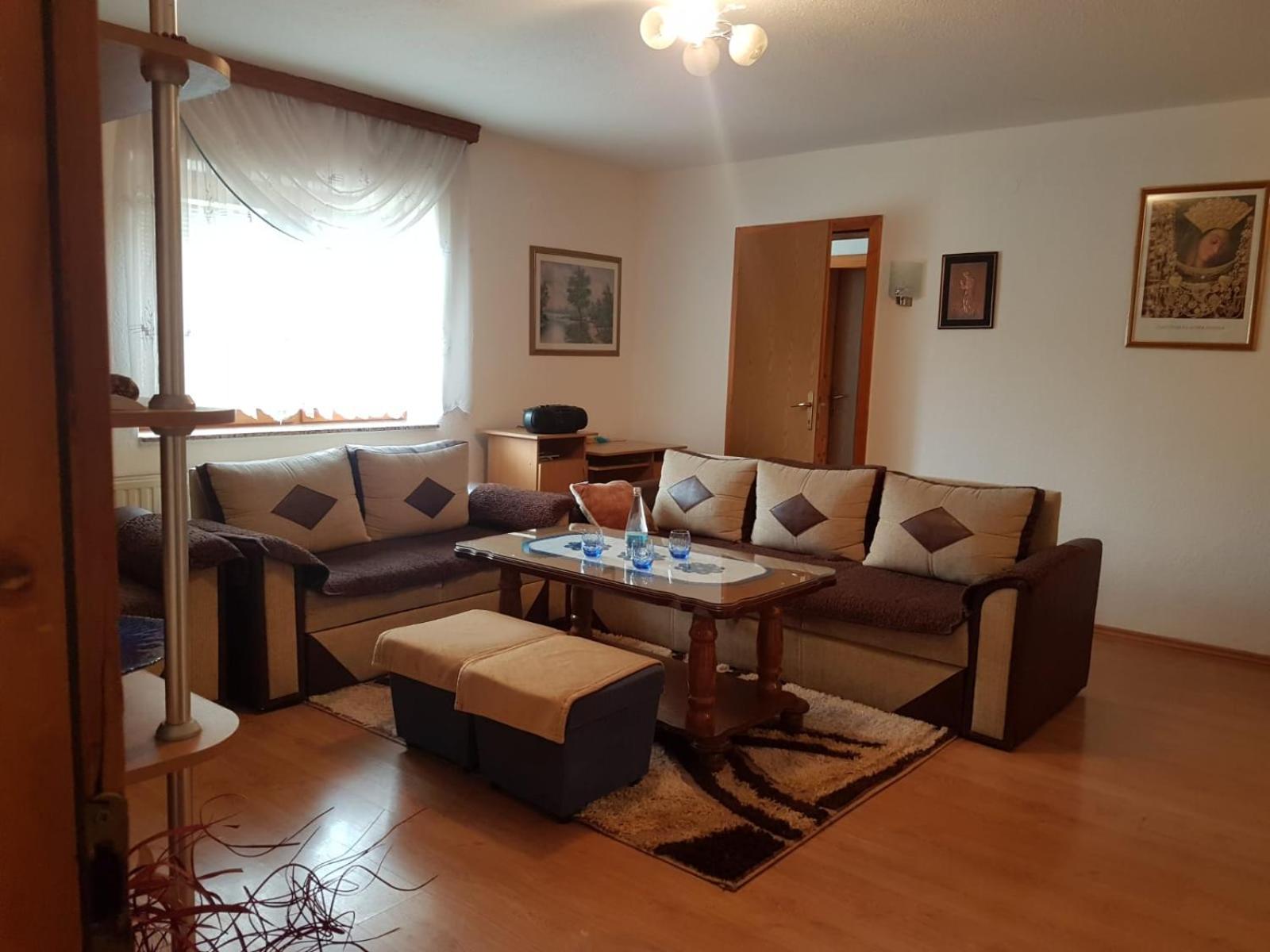 Kuca za odmor Sarcevic view 2
