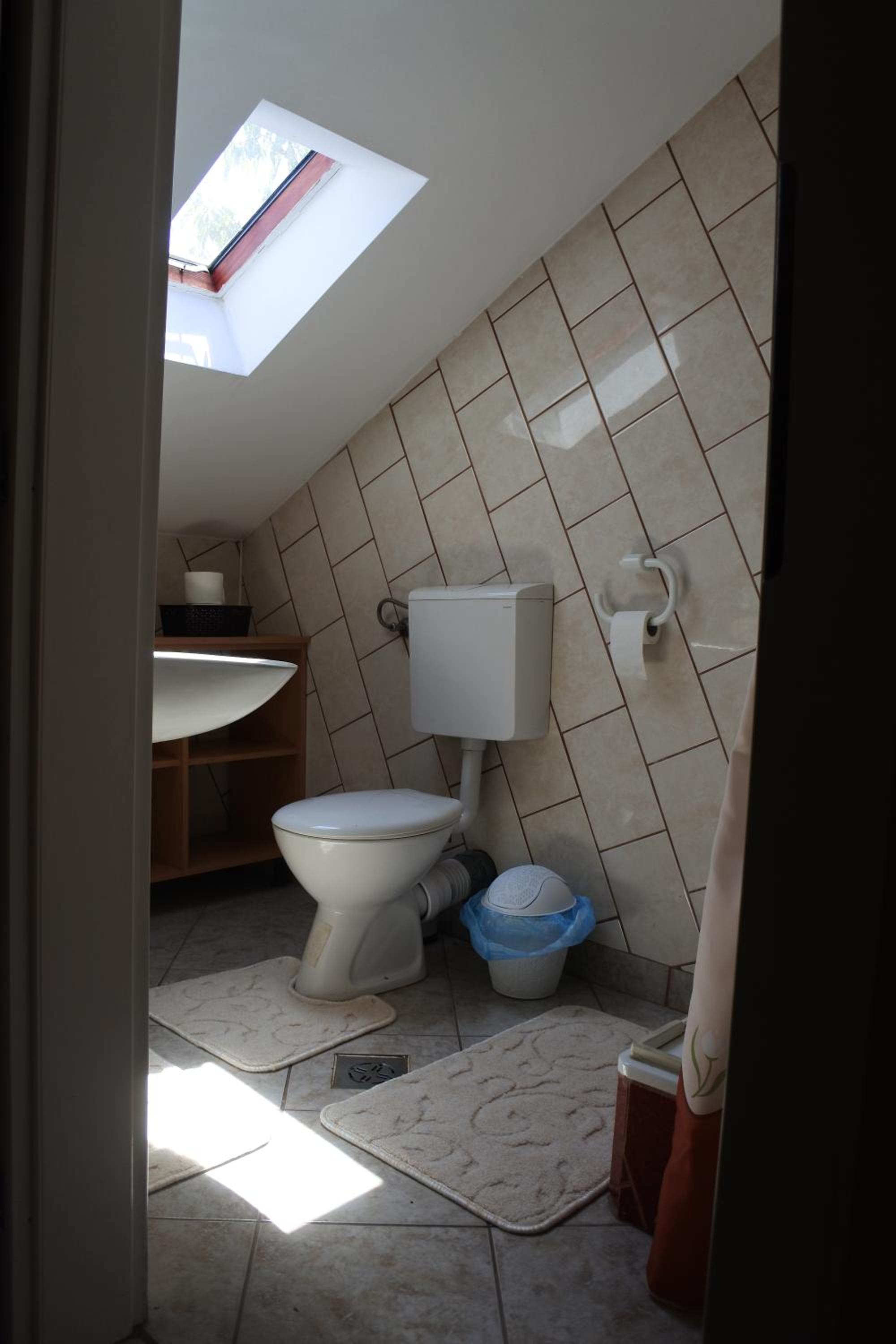 Photo 36