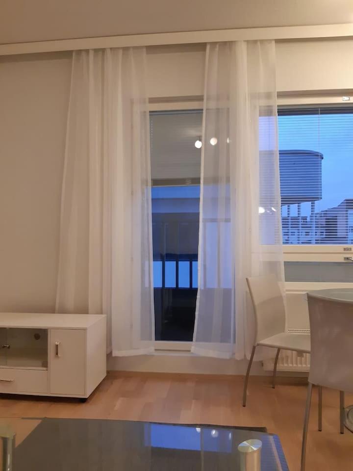 Pieni moderni saunallinen kaksio keskustan lähellä view 4