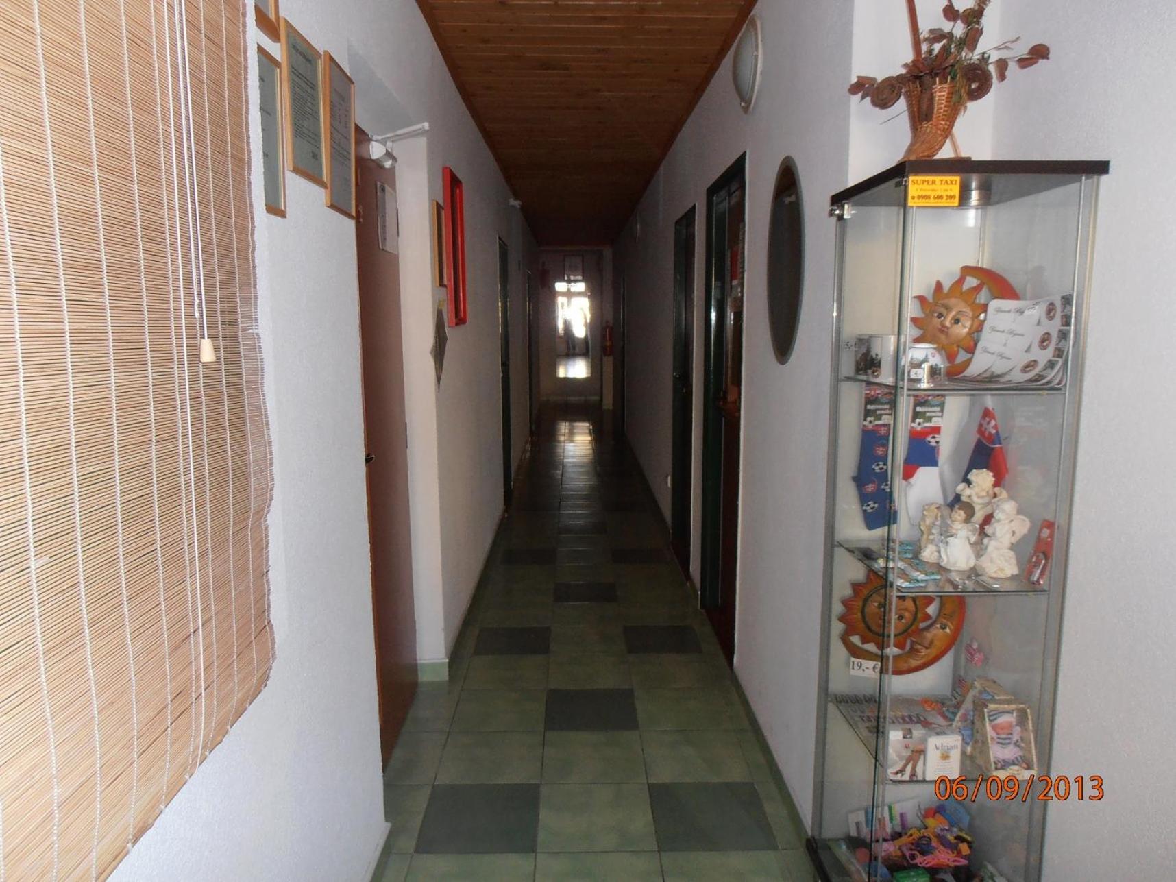 Photo 35