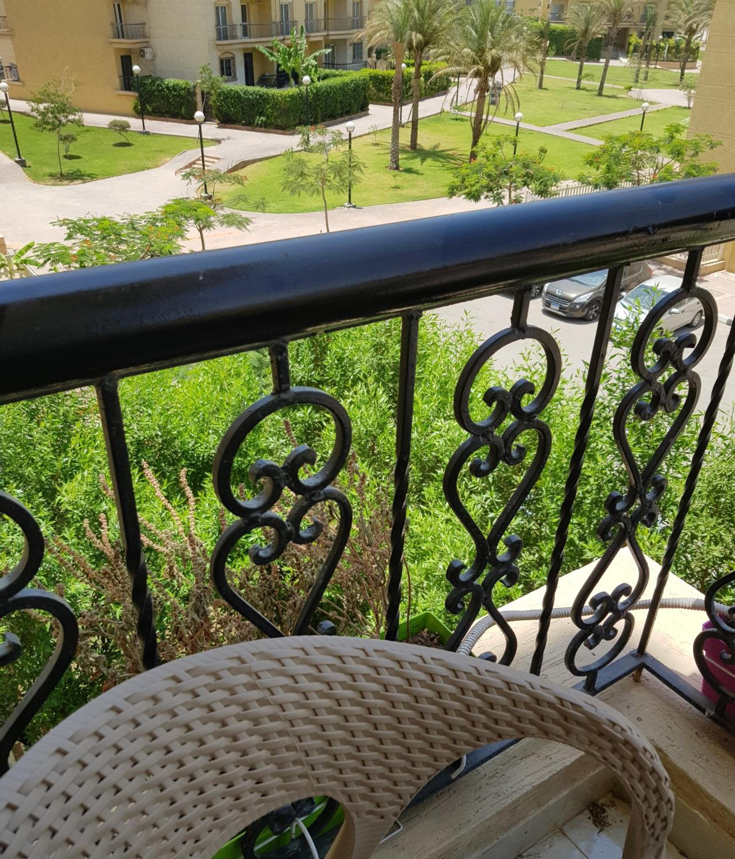 Hayat Al-Rehab Apartment