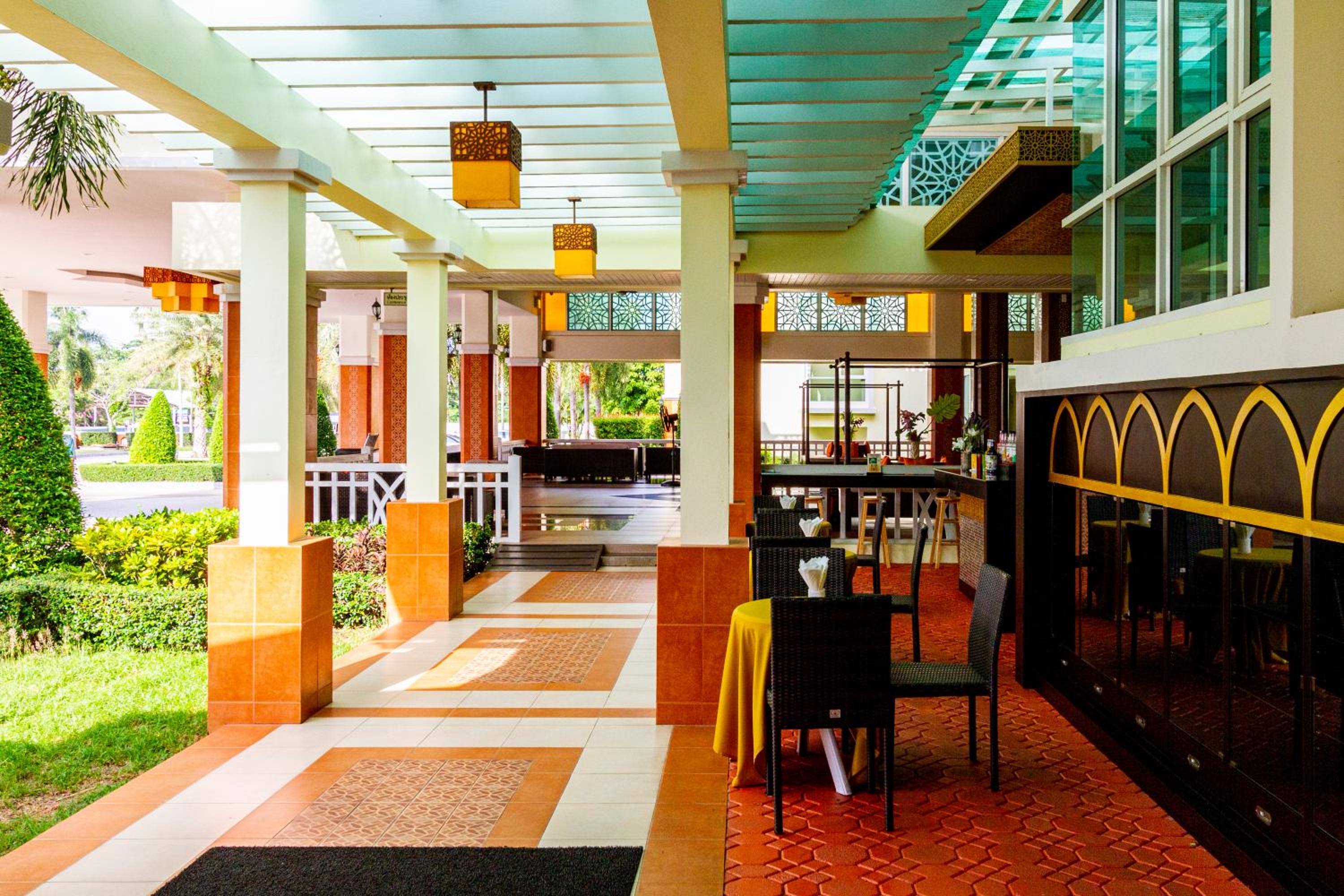 Krabi Front Bay Resort