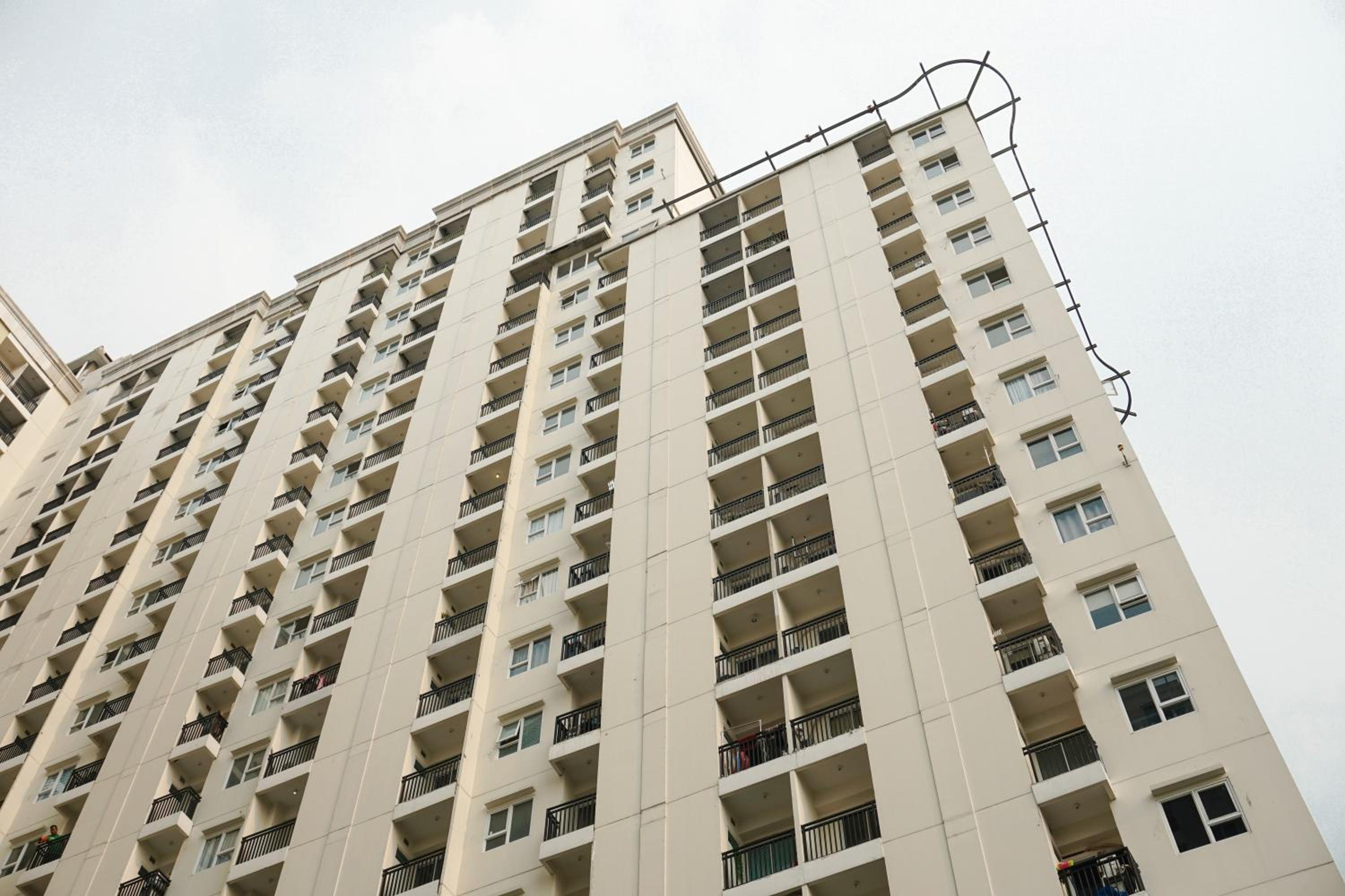 Modern Studio Apartment at Cinere Resort By Travelio