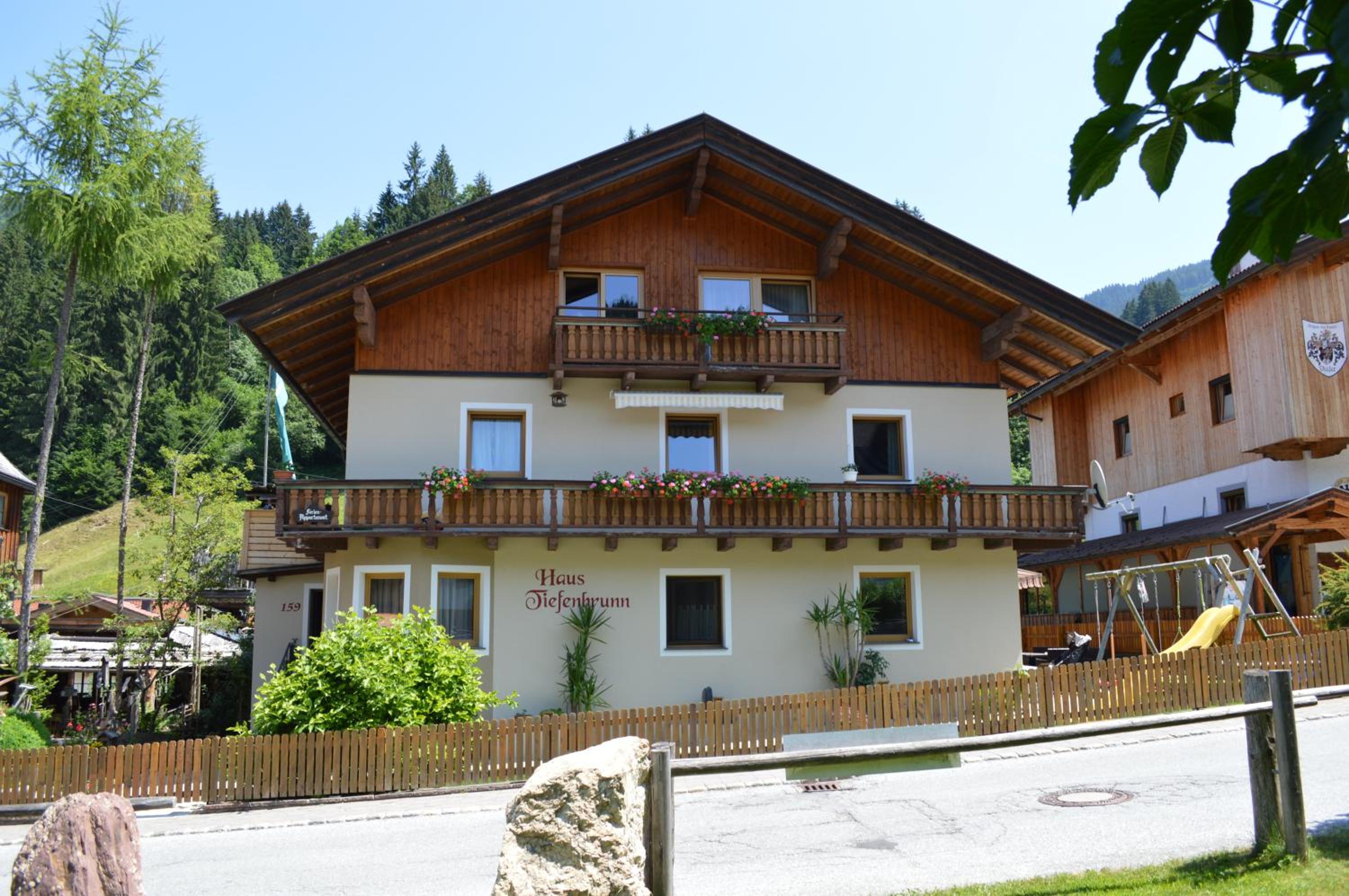 Appartement Tiefenbrunn