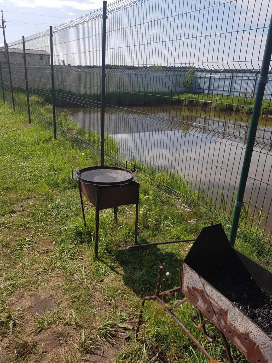 outdoor BBQ area