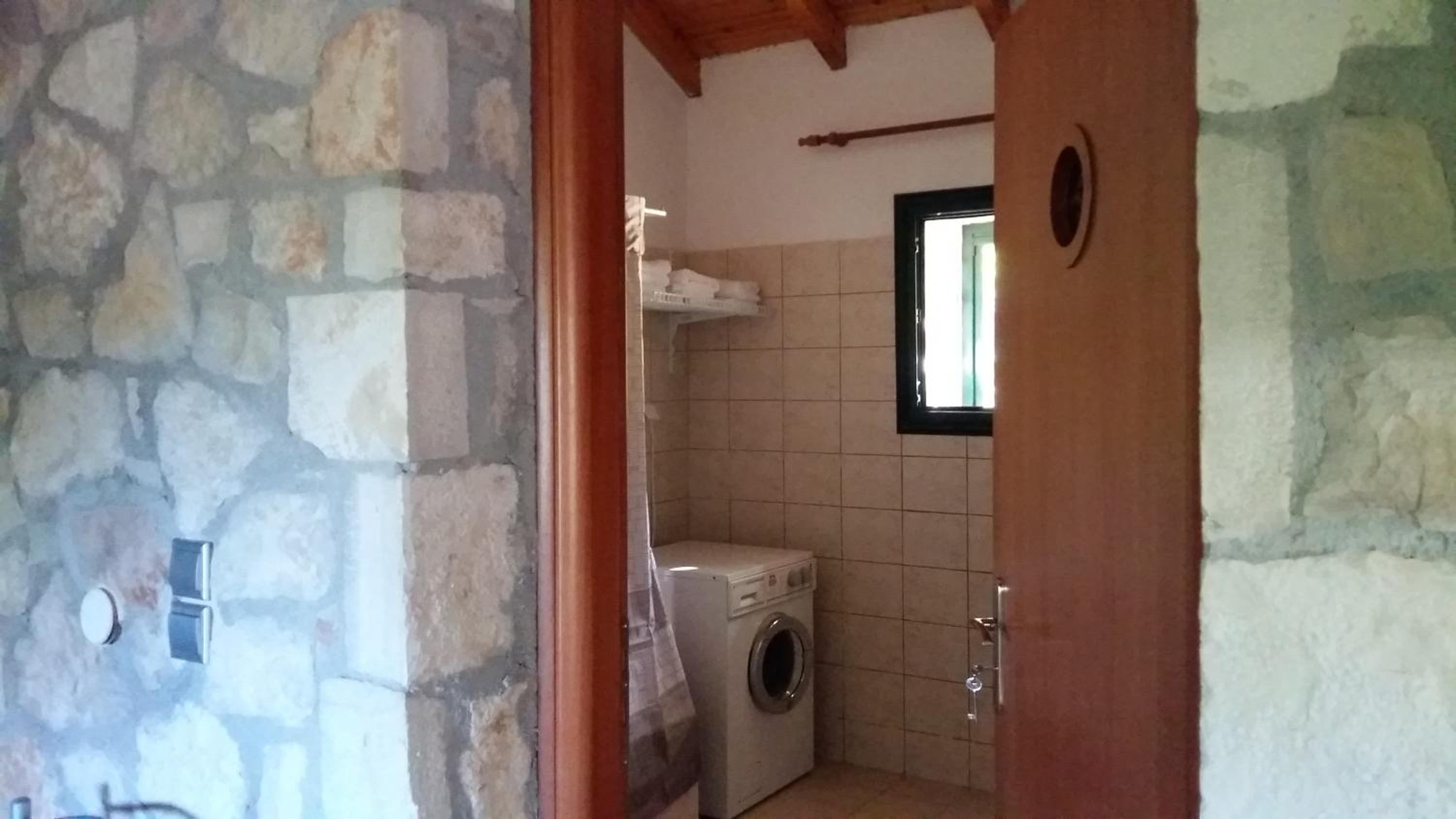 Photo 42