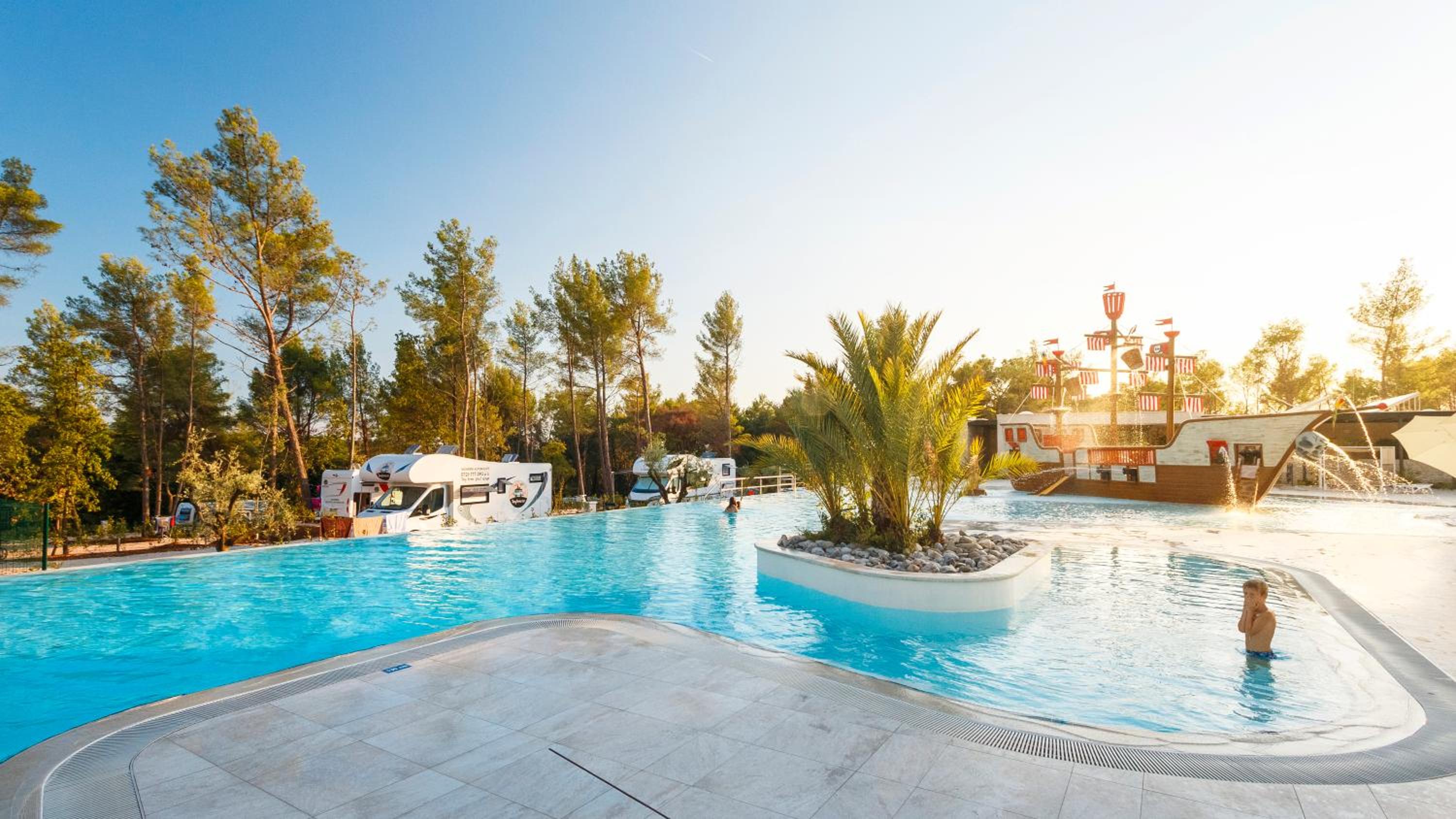 Mobile Homes Camping Santa Marina, Lanterna view 5