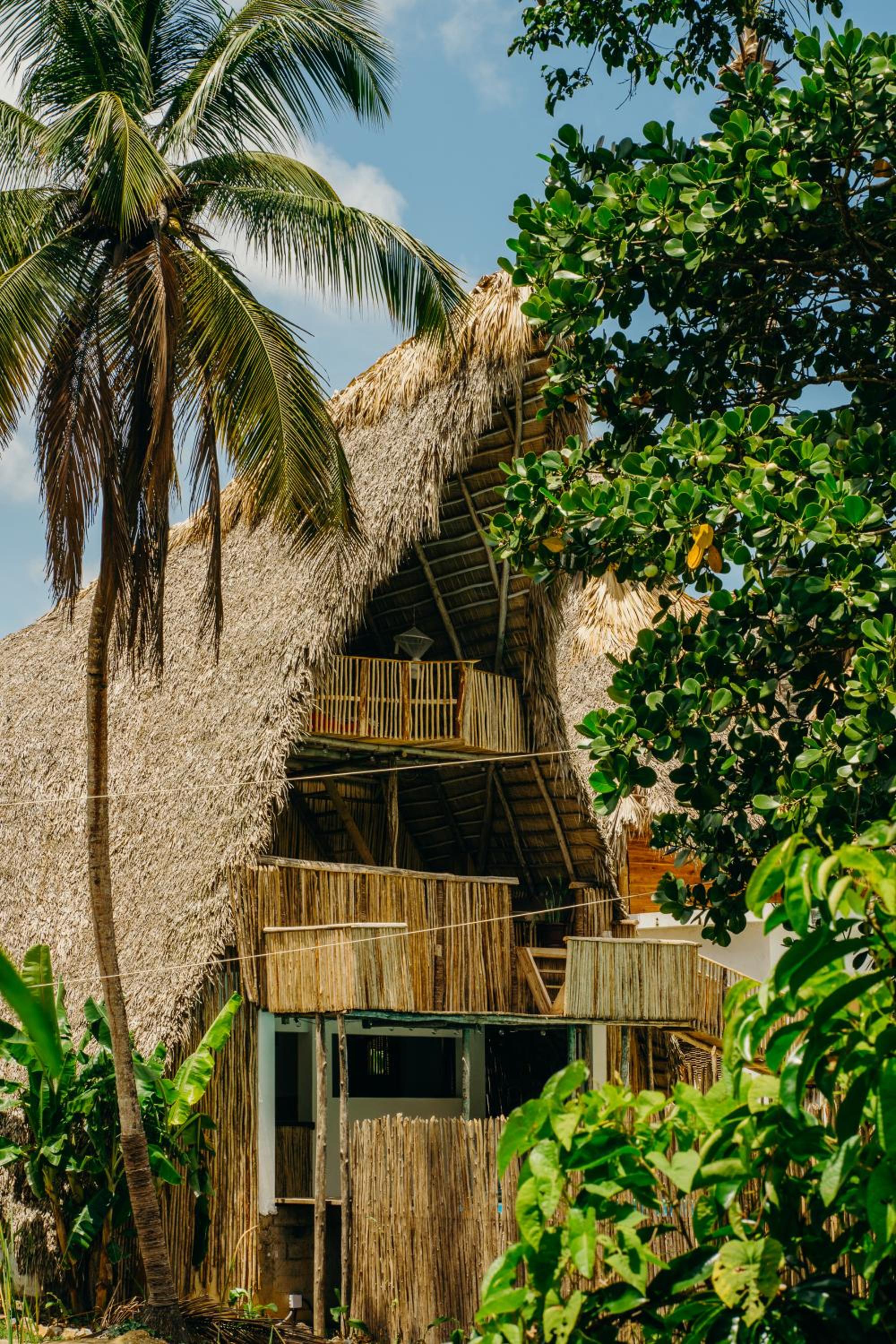 Ganesh Hostel & Shivas Bungalows