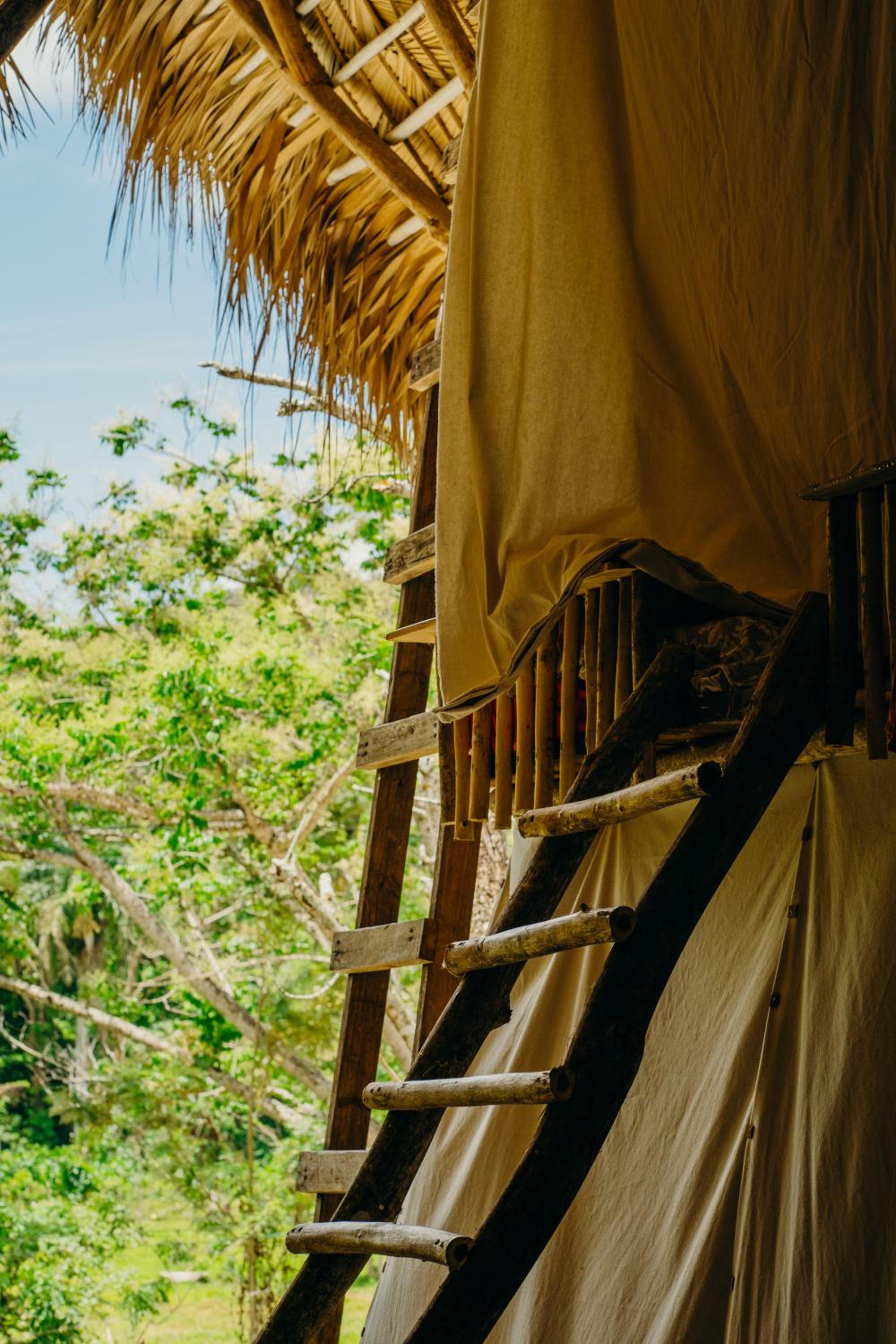 Ganesh Hostel & Shivas Bungalows