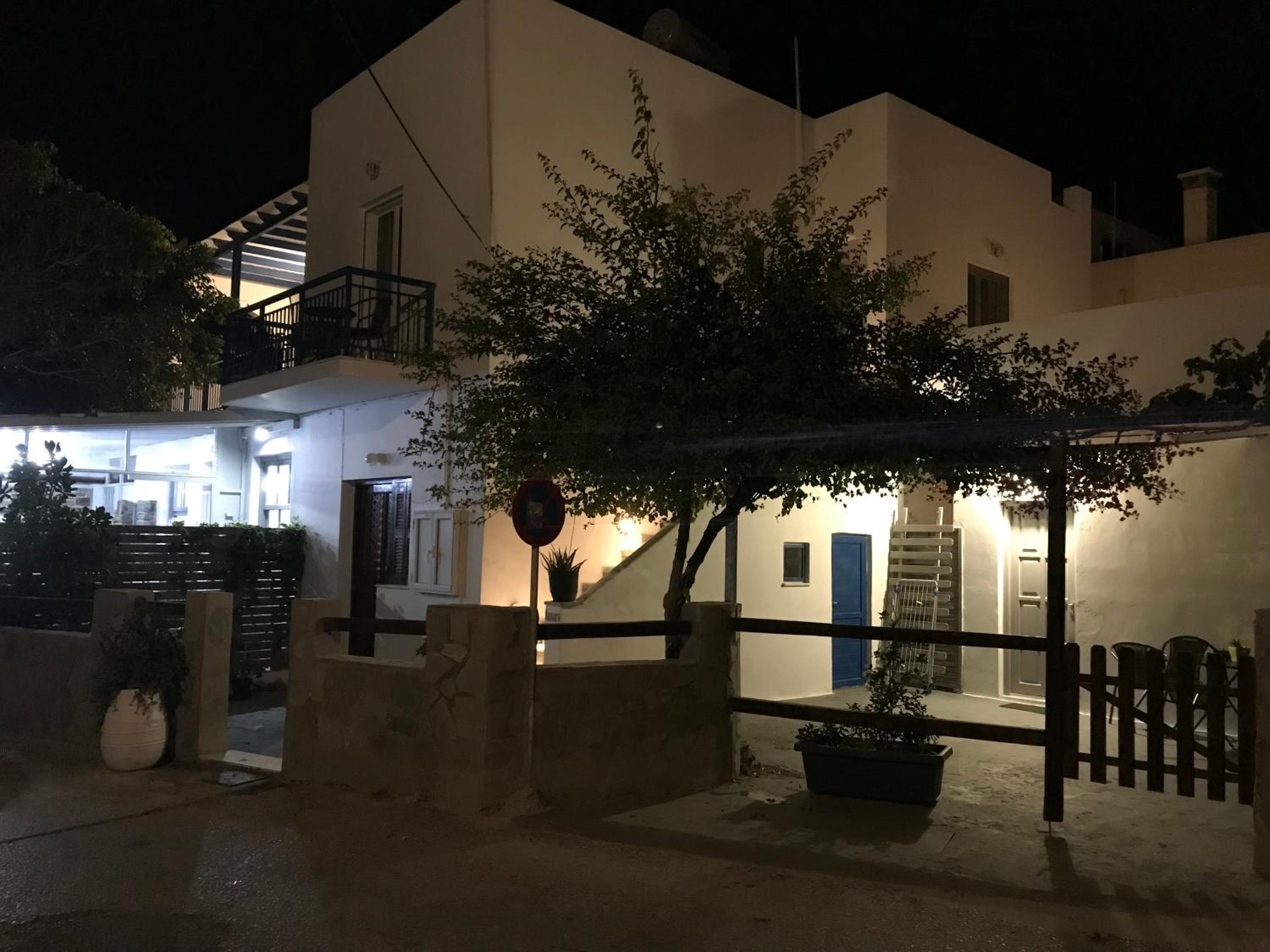 Kamara rooms in Naousa