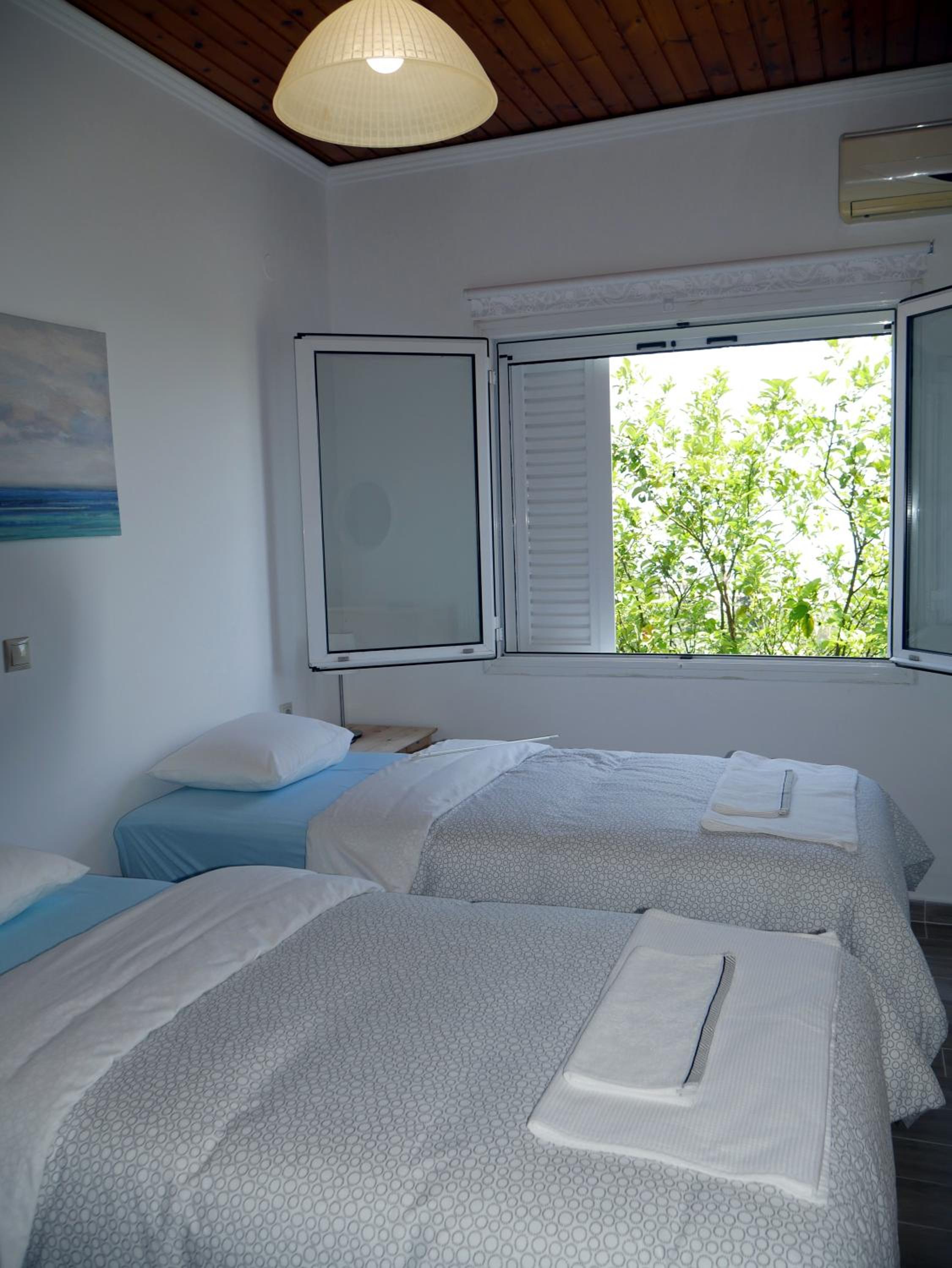 Moraitika Old Village Apartments view 5