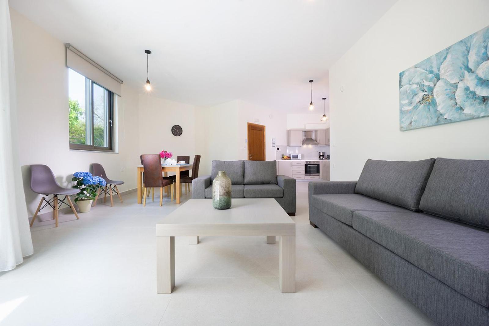 Ariadne Apartment en Daratso — hotel room
