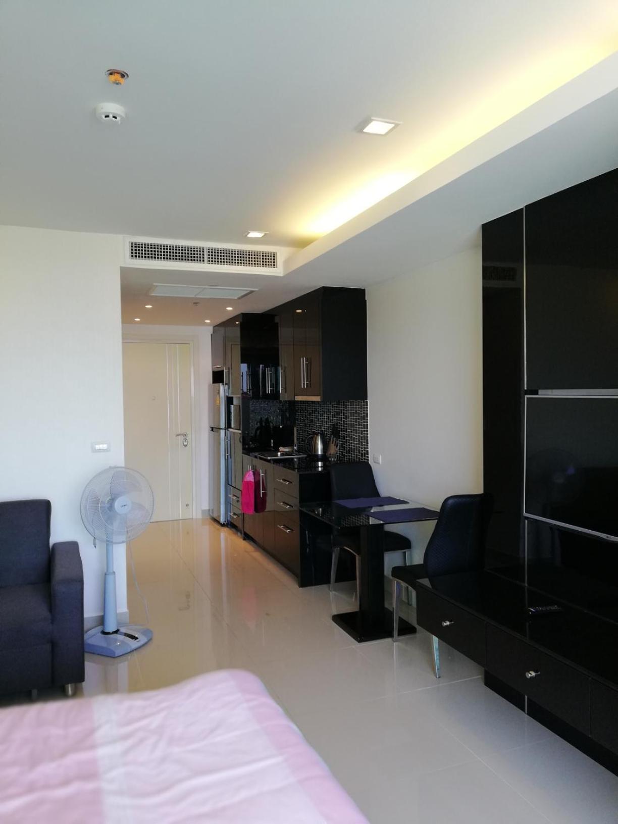 Cosy Beach View Apartments