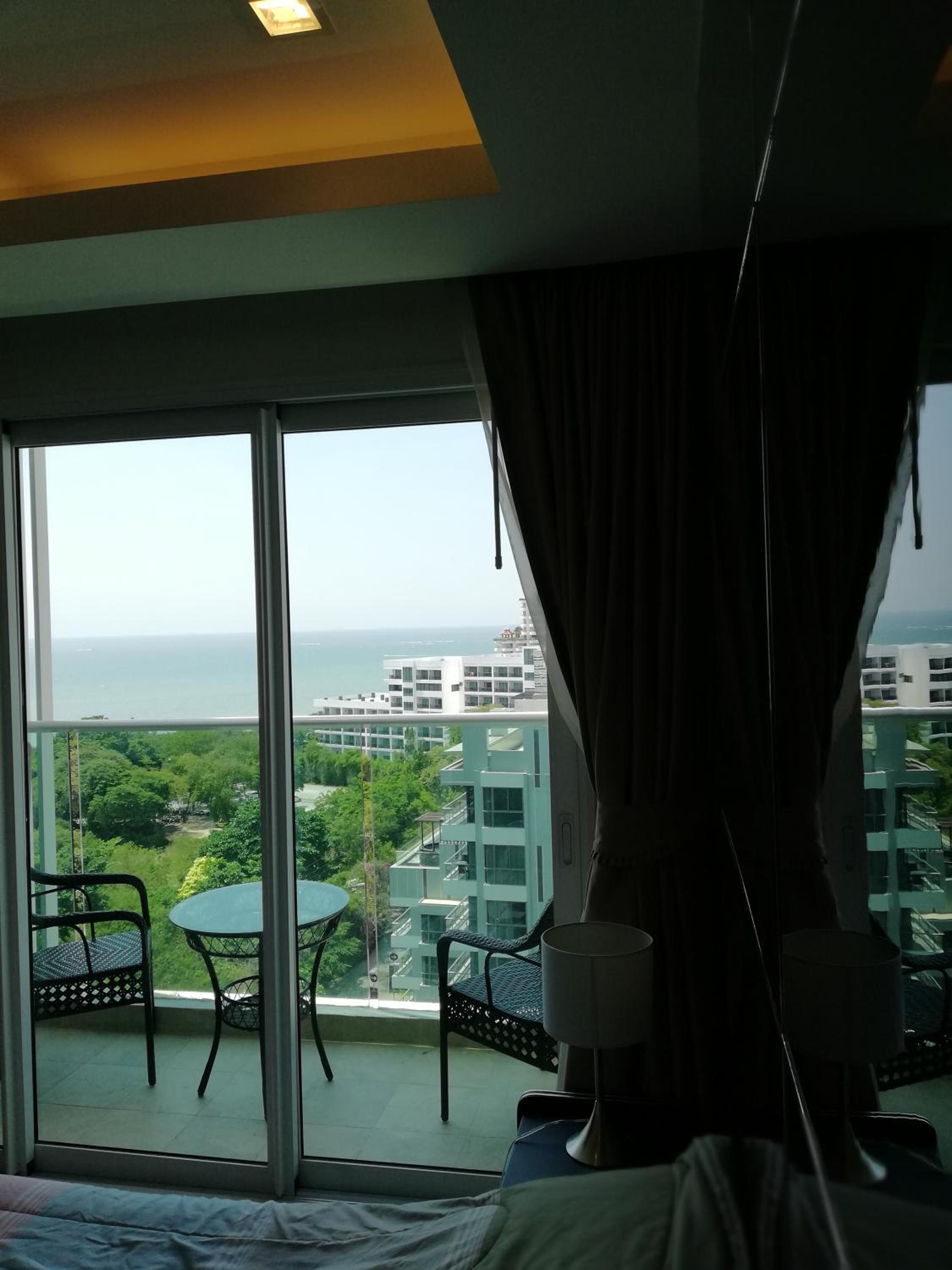 Cosy Beach View Apartments