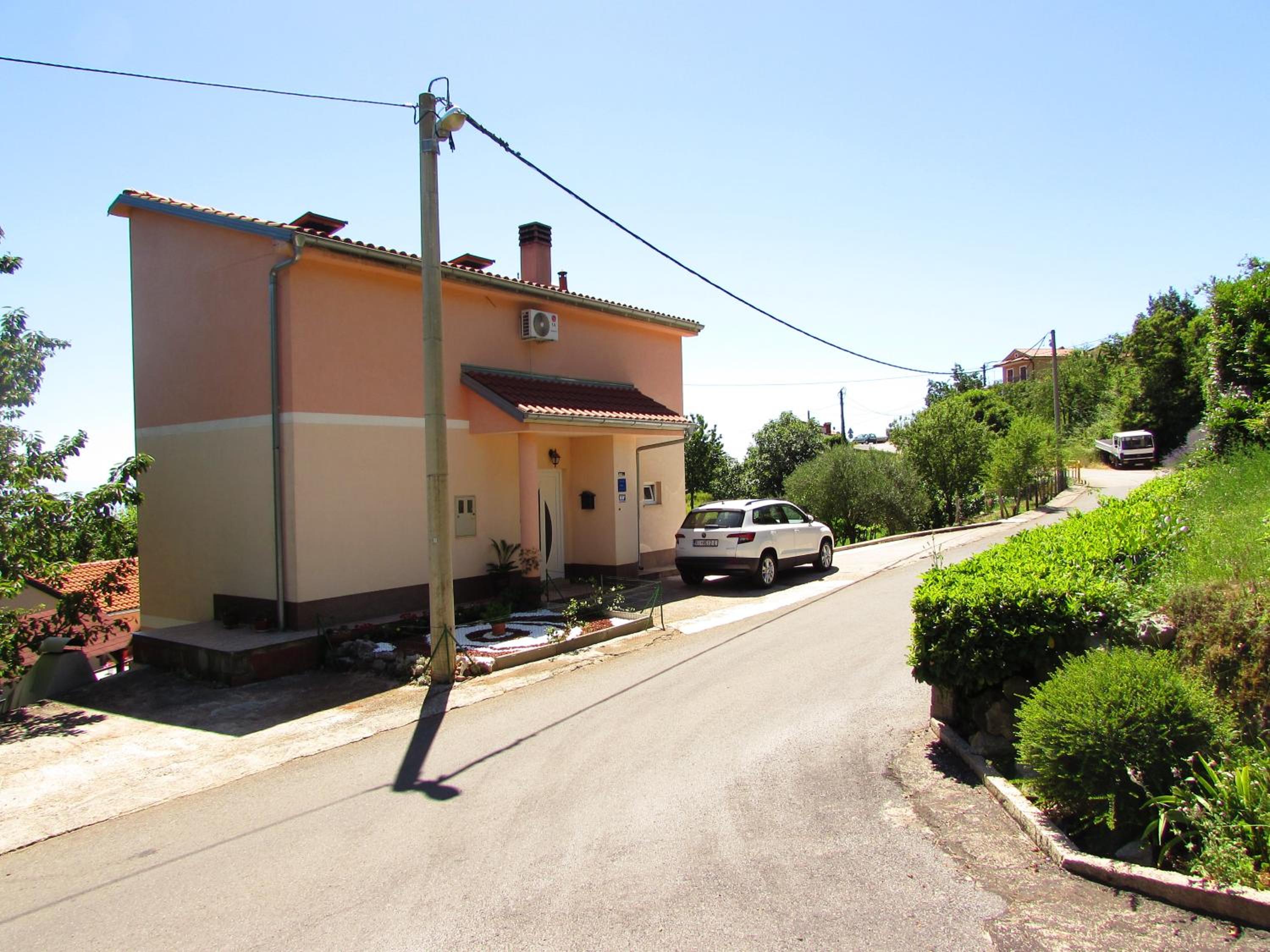 Photo 44