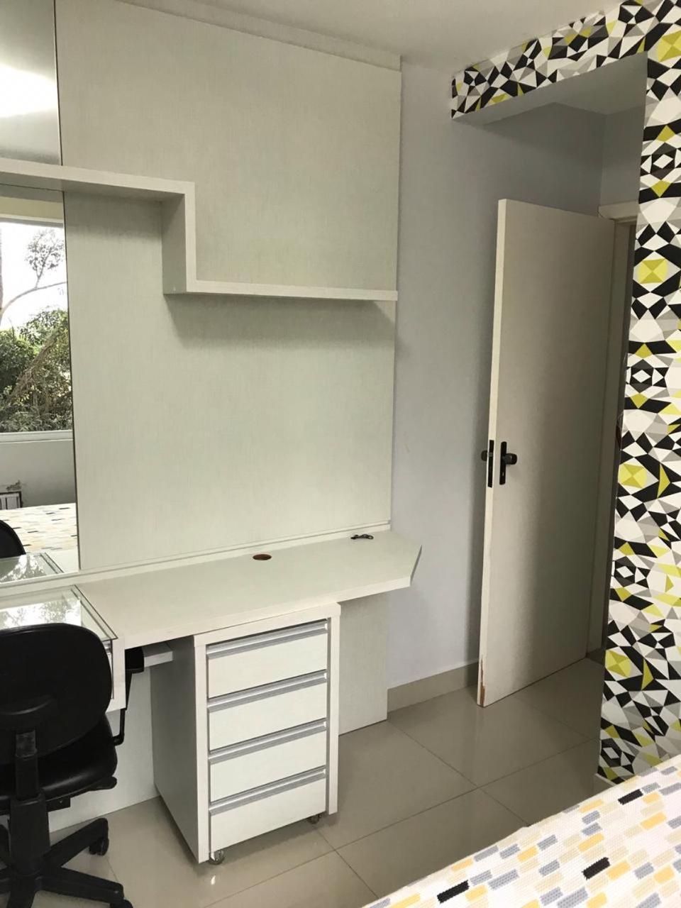 Apto em Jurere para até 4 pessoas a 200m da praia