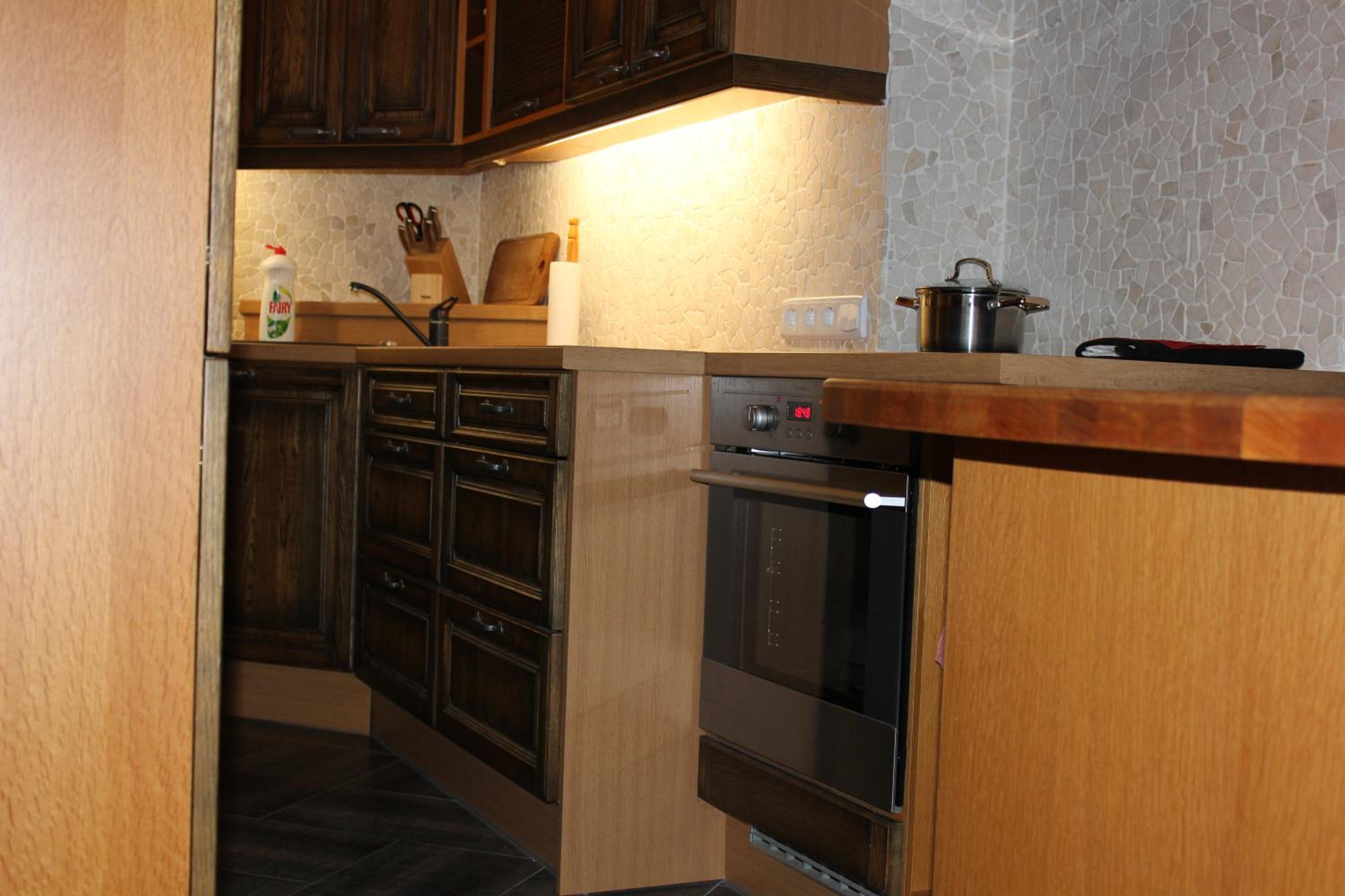 Krapi Guesthouse en Treimani
