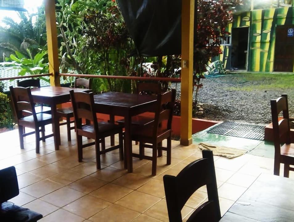 restaurant