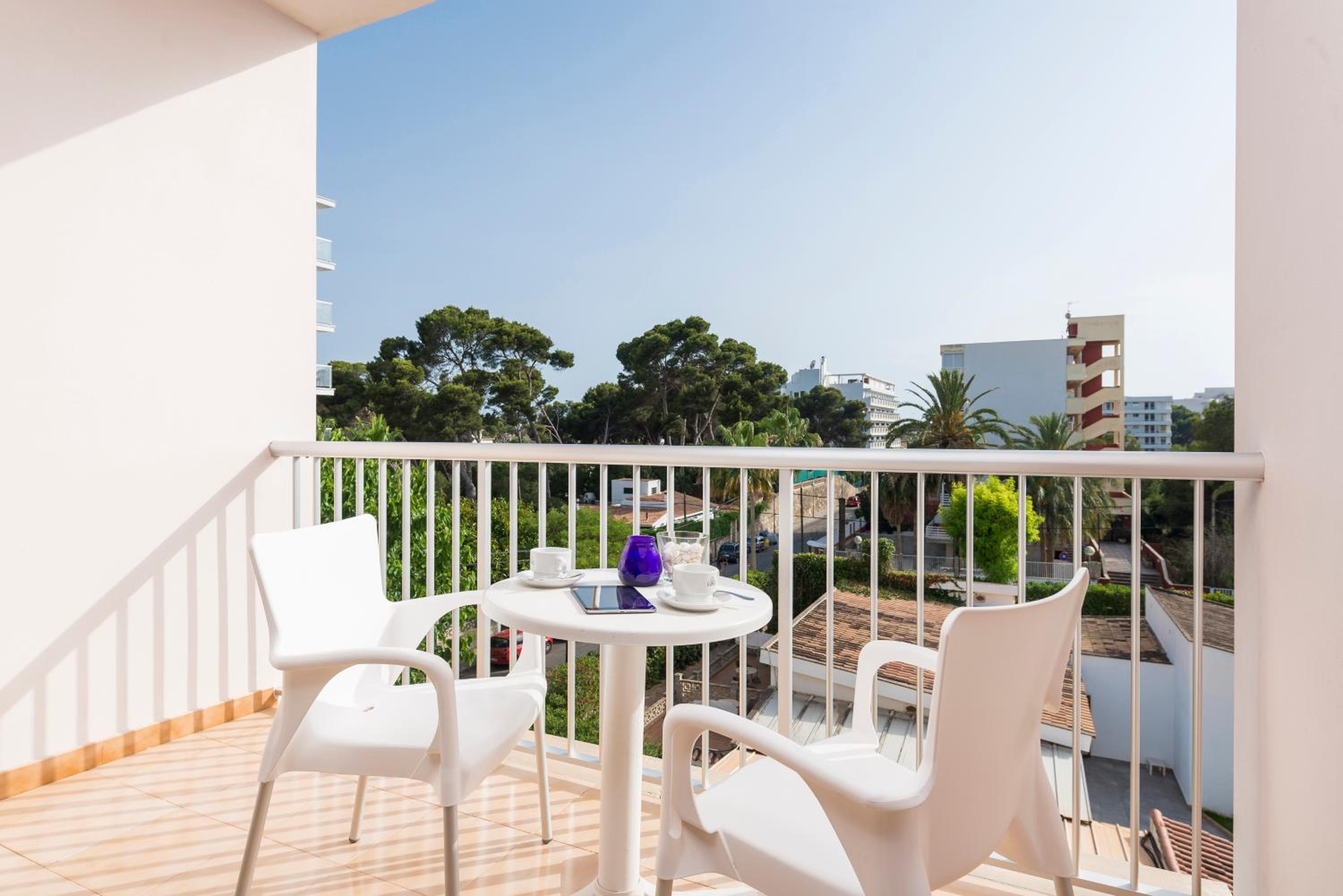 Playa de Palma Vacations - NURA Condor - Property Image 4