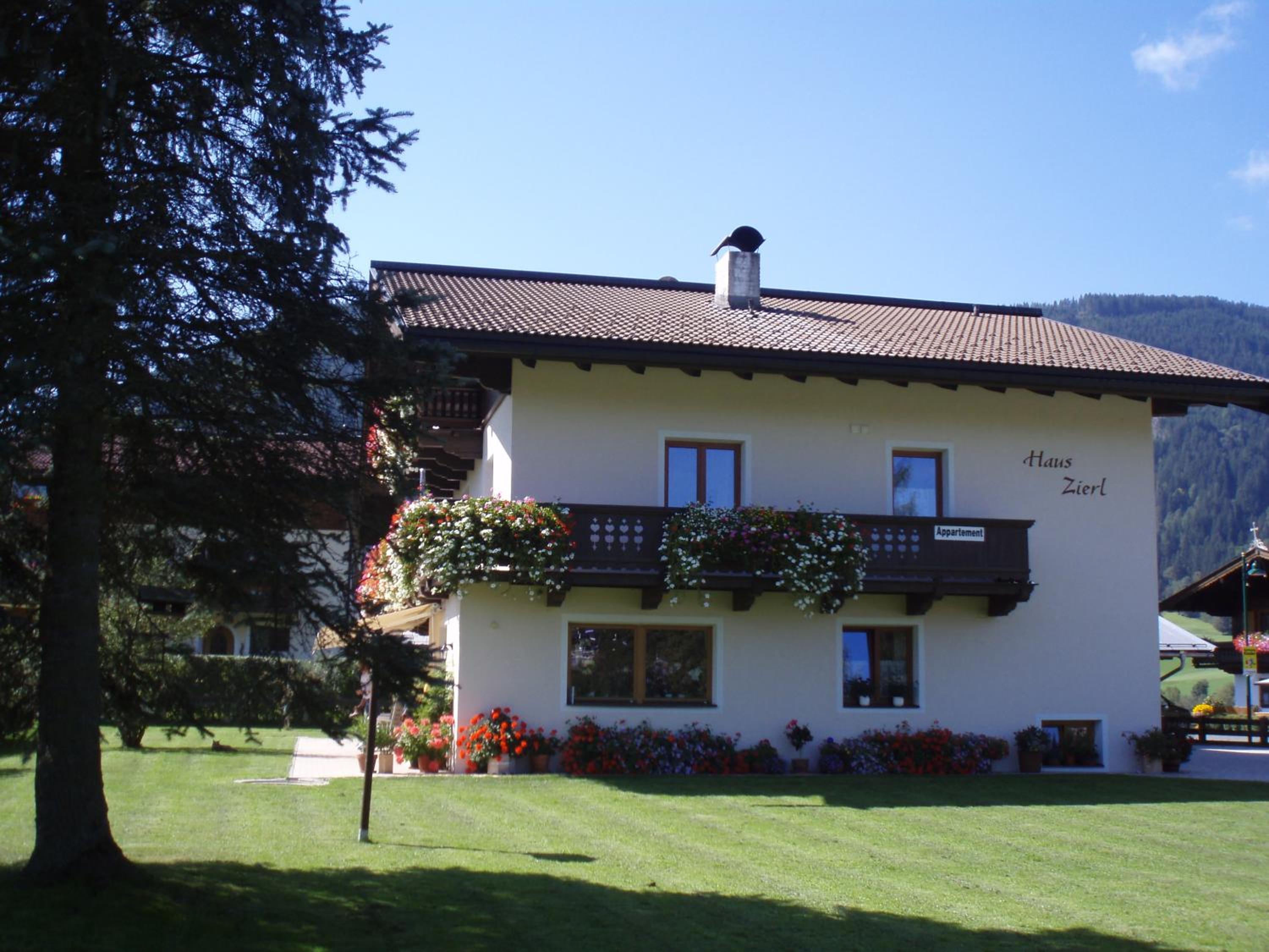 Ferienwohnungen - Haus Zierl