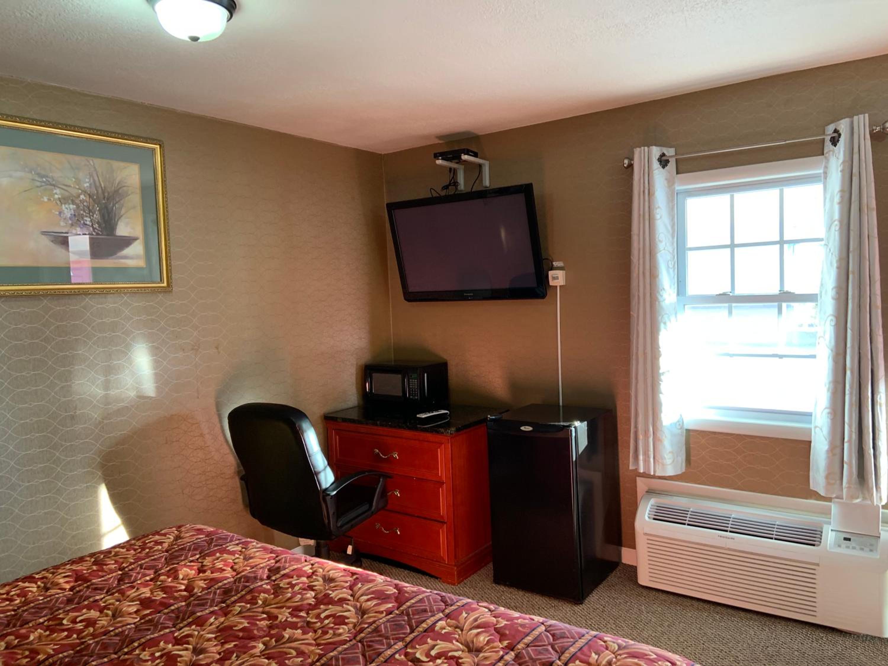 Dutch Motel Palmyra view 3