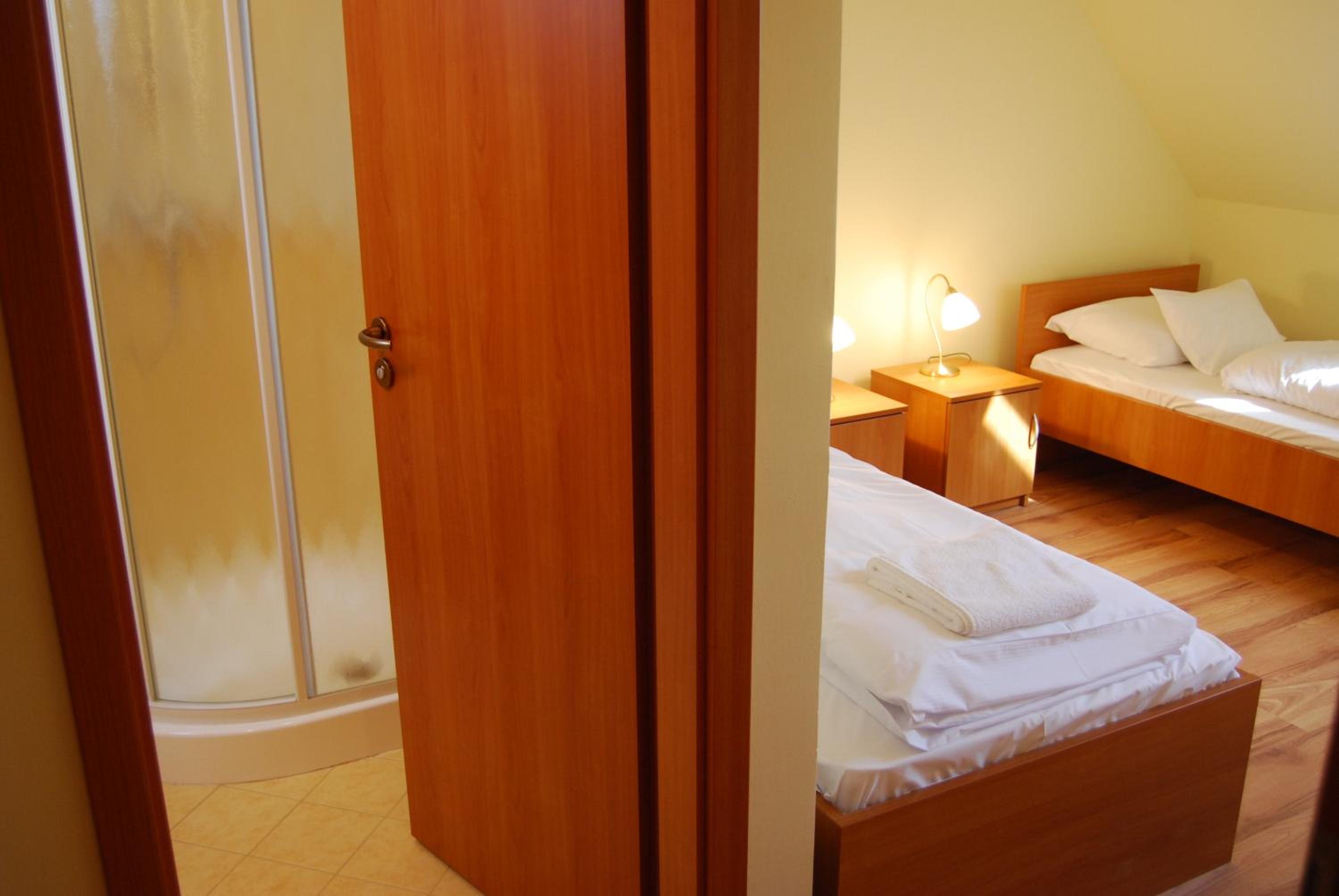 Jackfall Apartman és Fogadó view 5