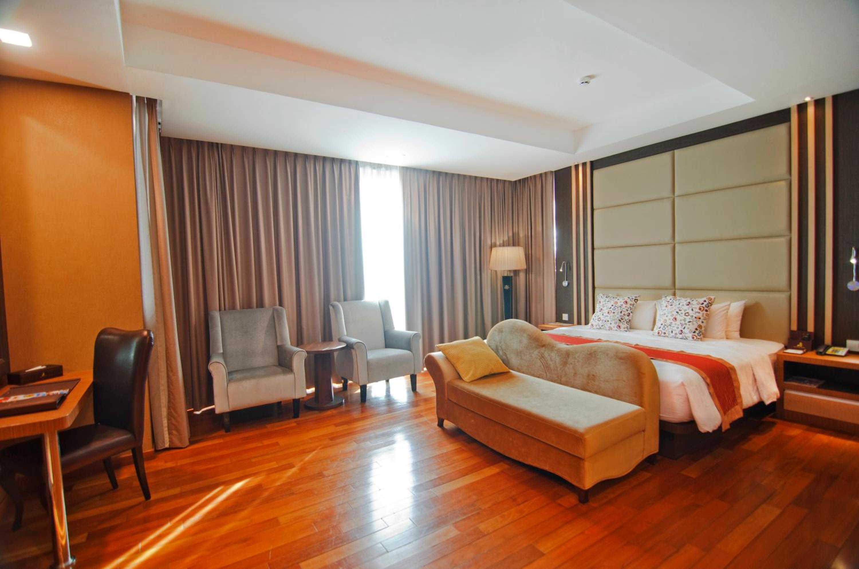 Nagoya Hill Hotel Batam 7