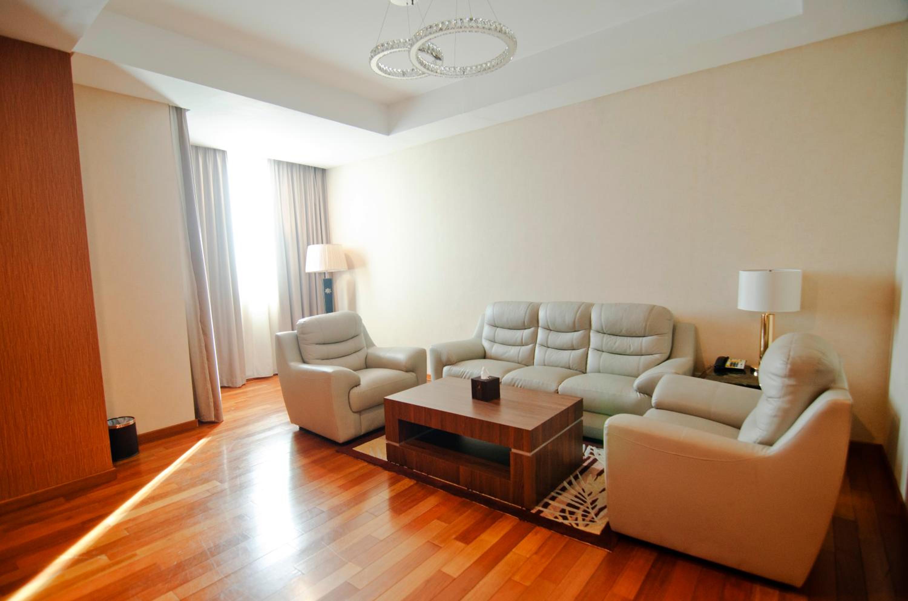 Nagoya Hill Hotel Batam 6