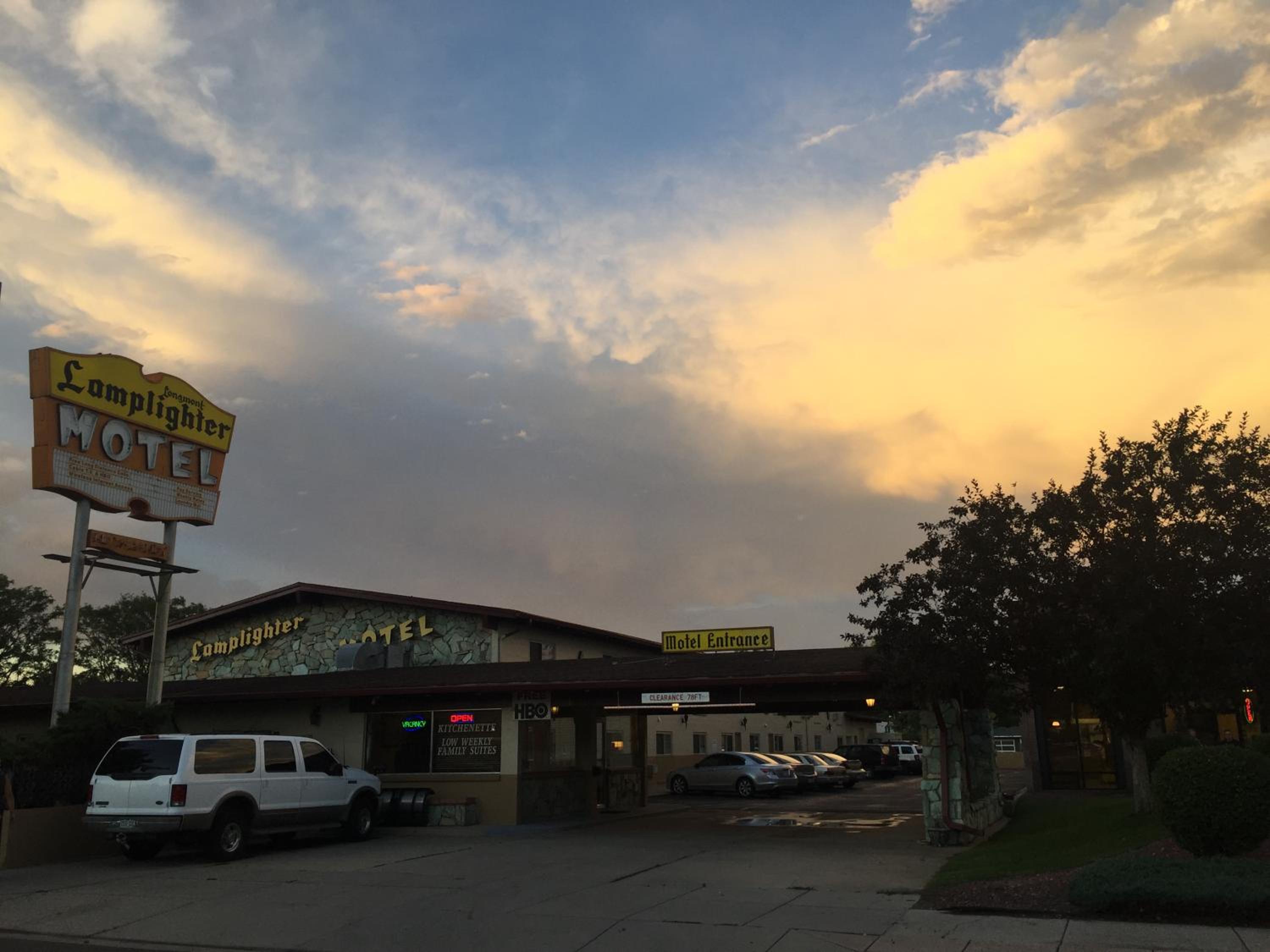 Lamplighter Motel