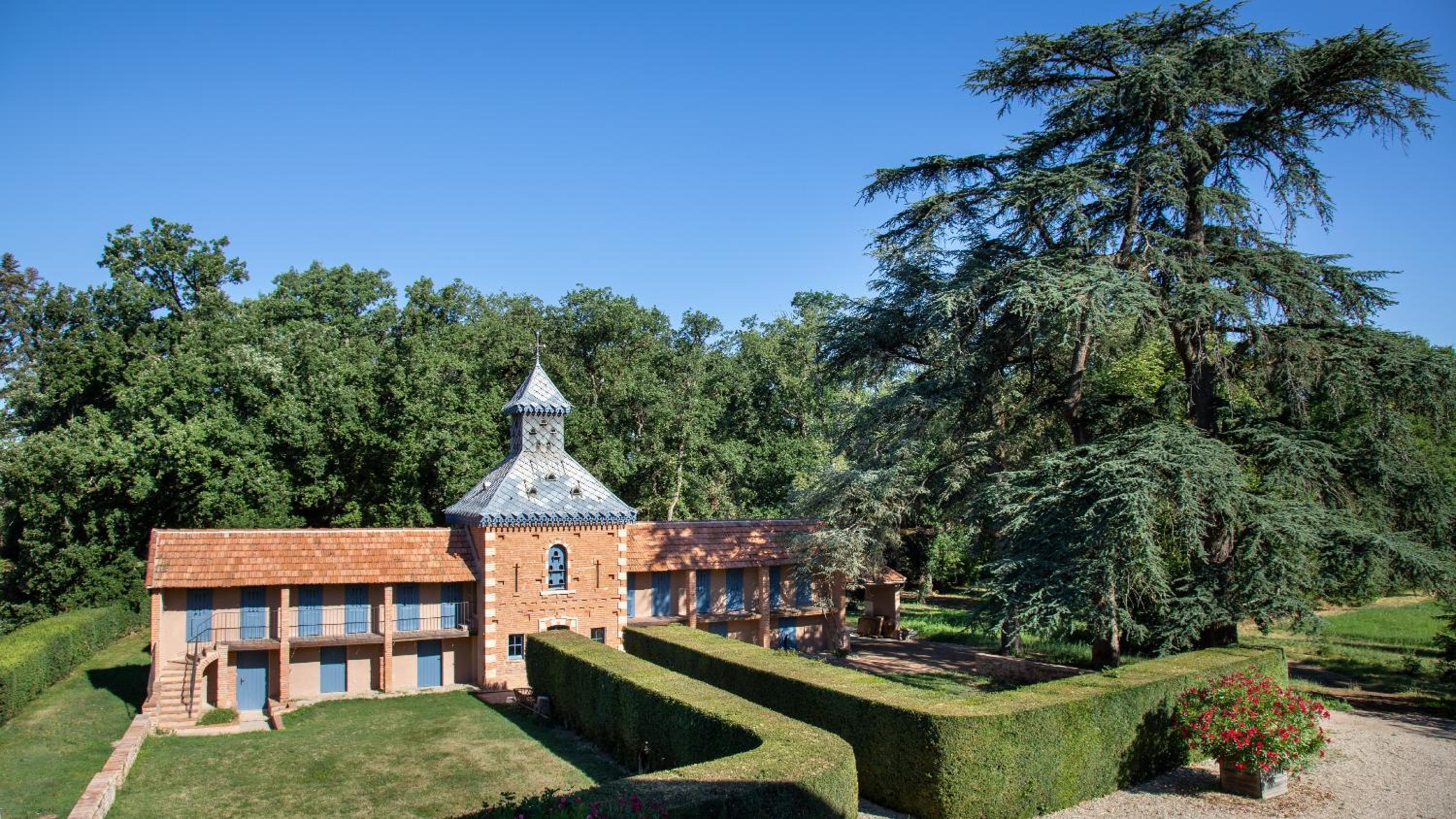 Domaine du Buc, Le Château