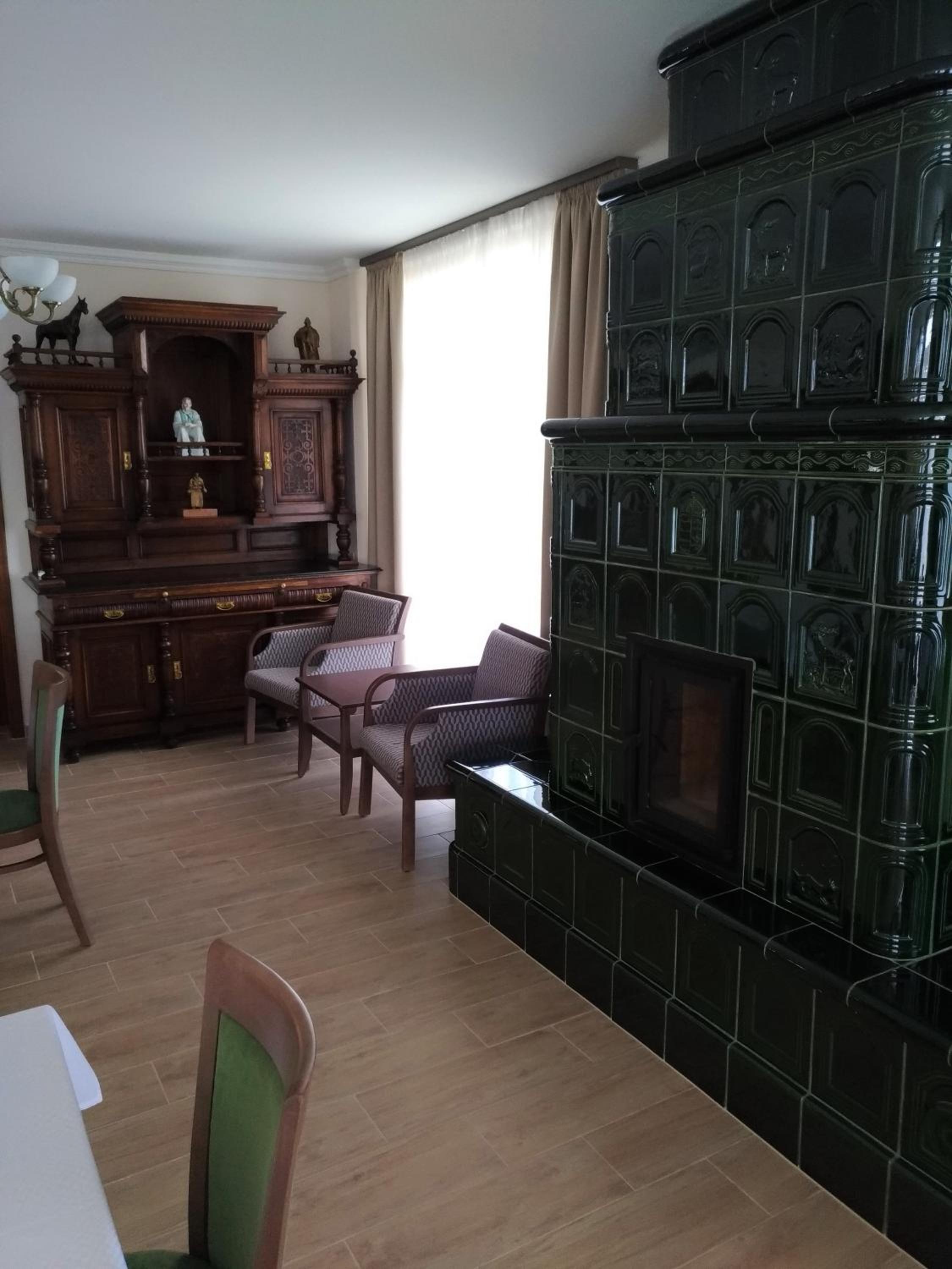 Photo 12