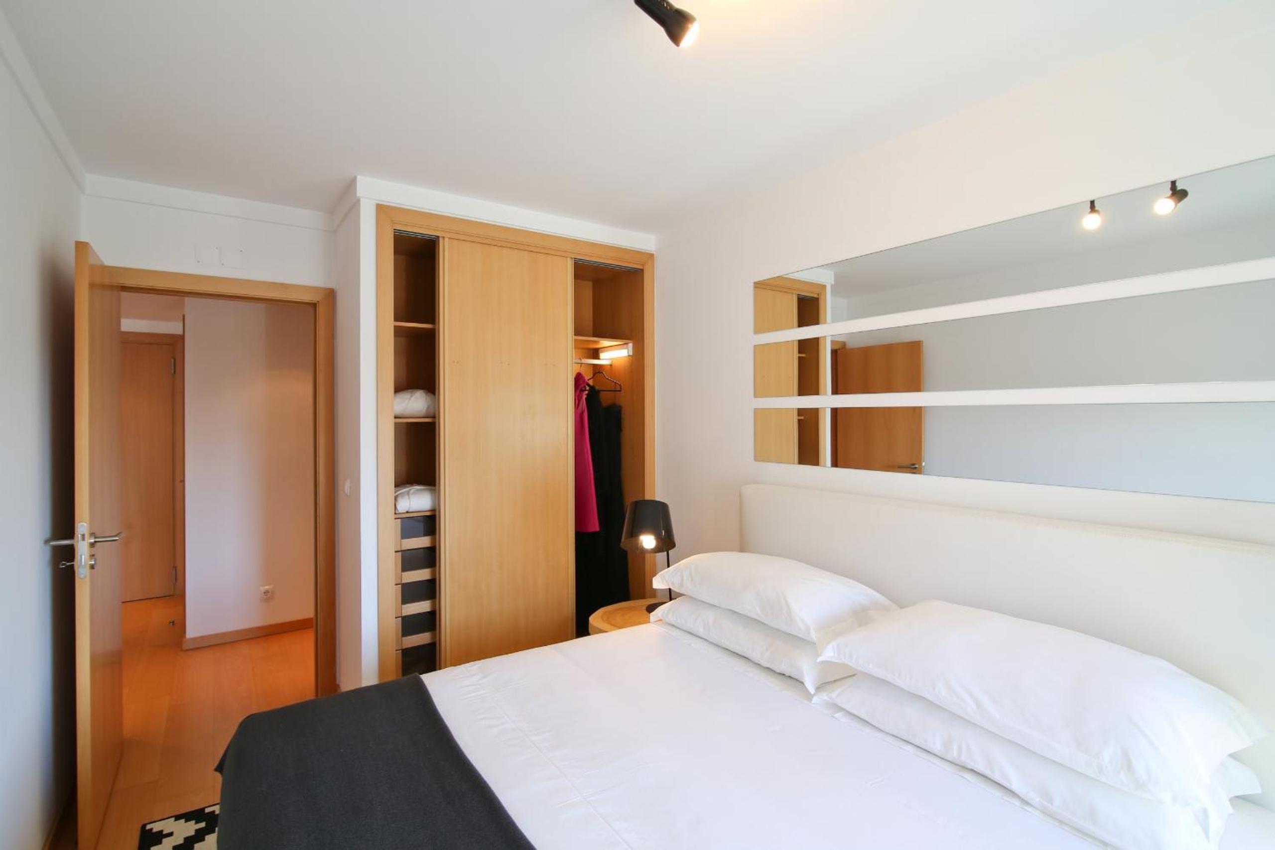 Panoramic Living