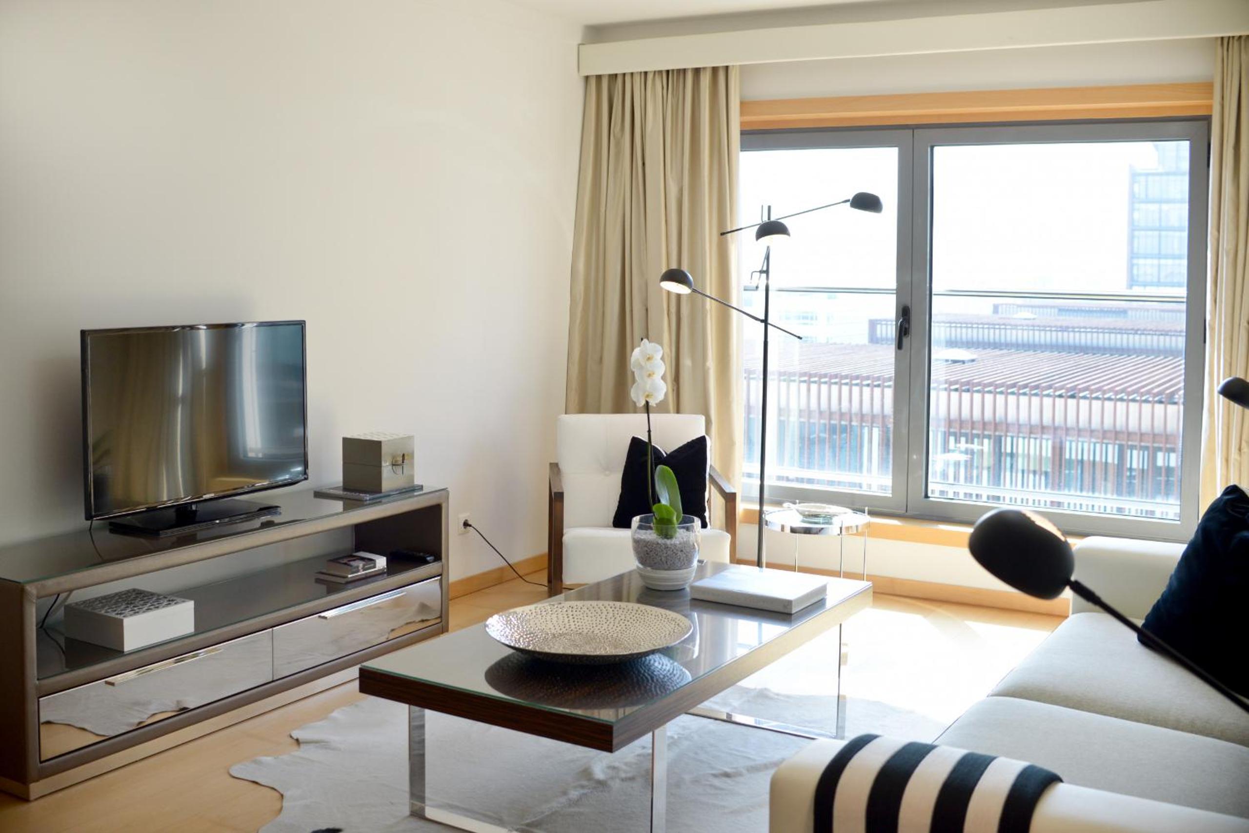 Panoramic Living