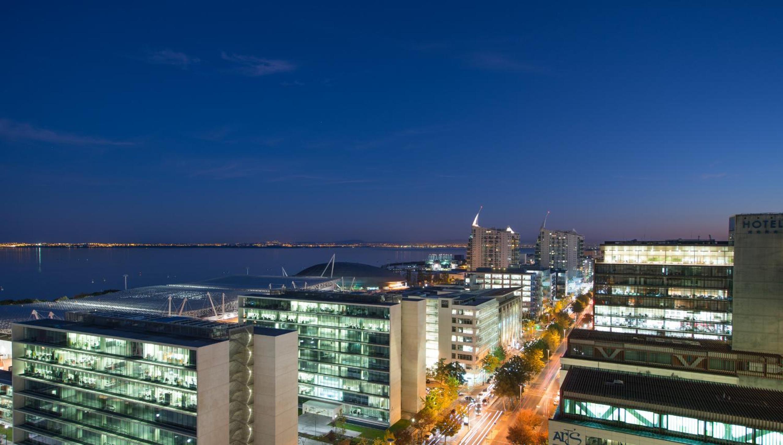 Panoramic Living